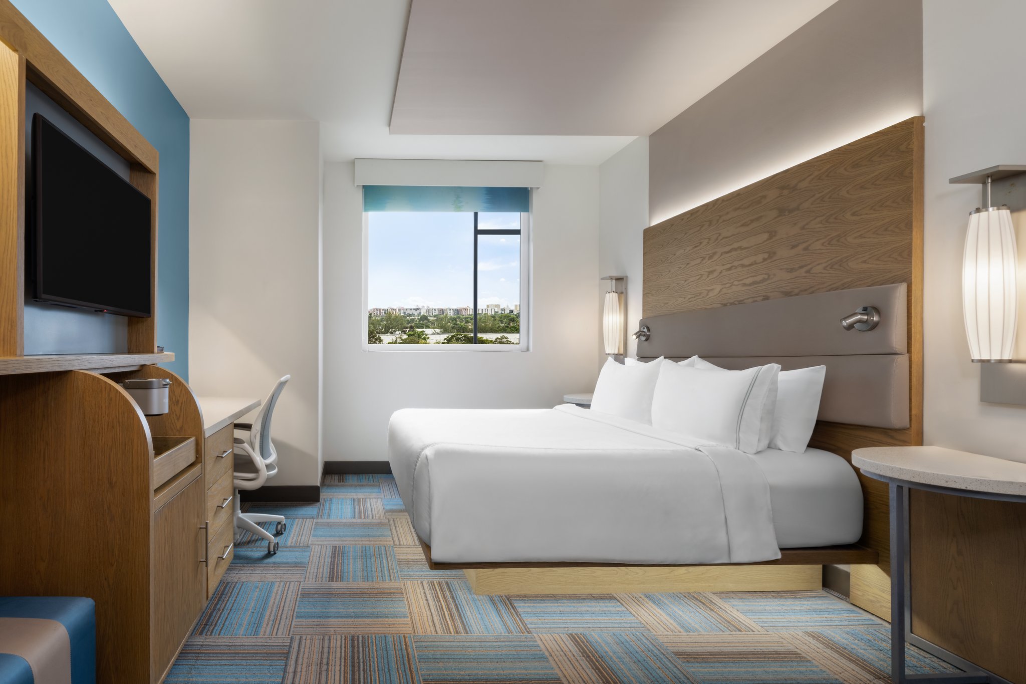 EVEN Hotel Miami - Airport by IHG Image