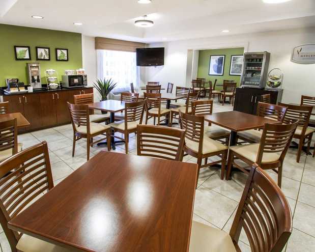 Images Sleep Inn at North Scottsdale Road