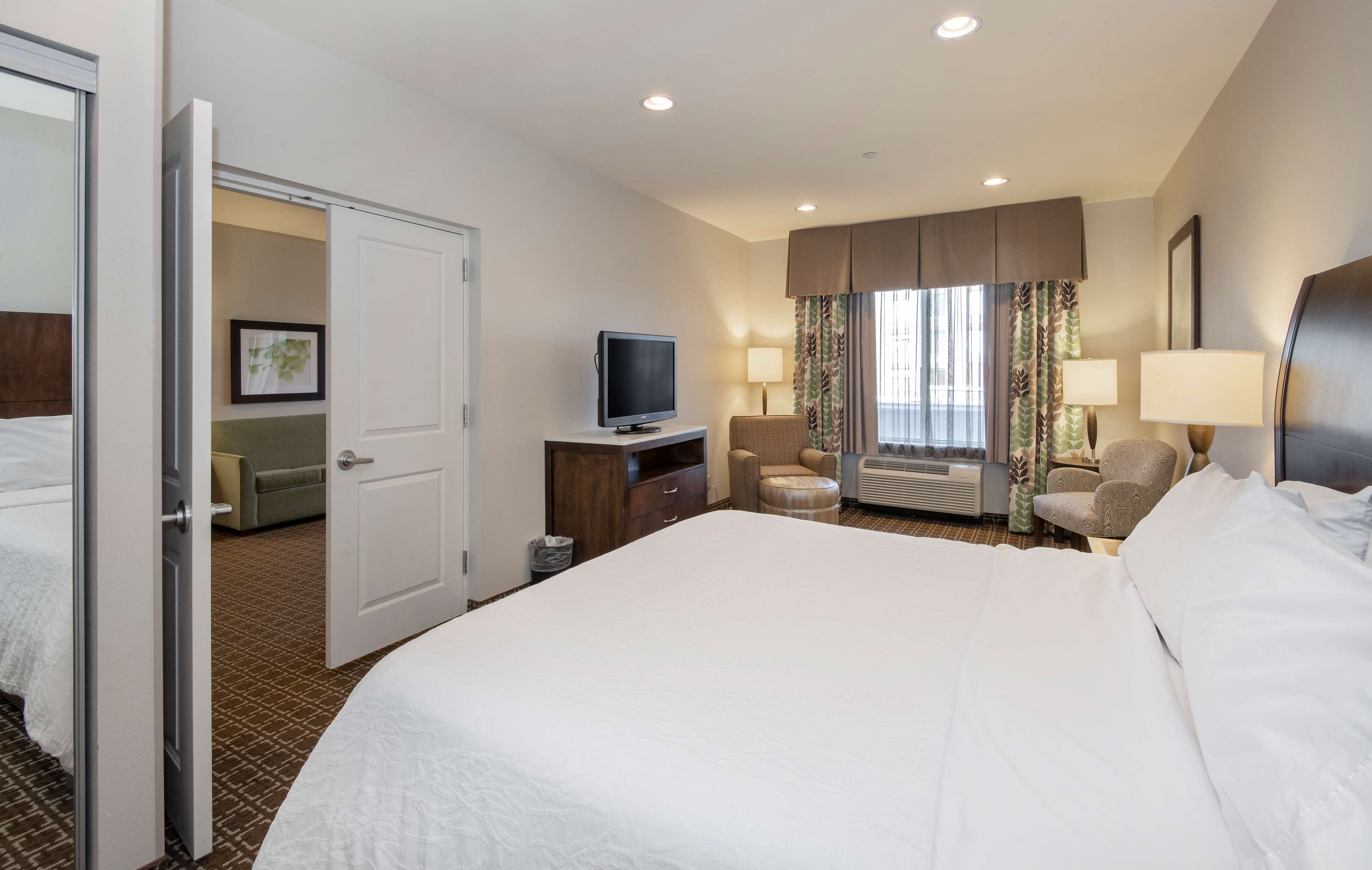 Hilton Garden Inn Raleigh-Cary Photo