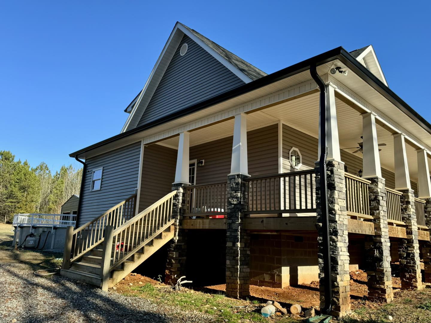 BMD Seamless Gutter LLC Image