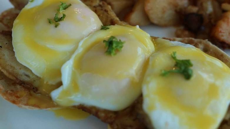 Athenian Eggs Benedict