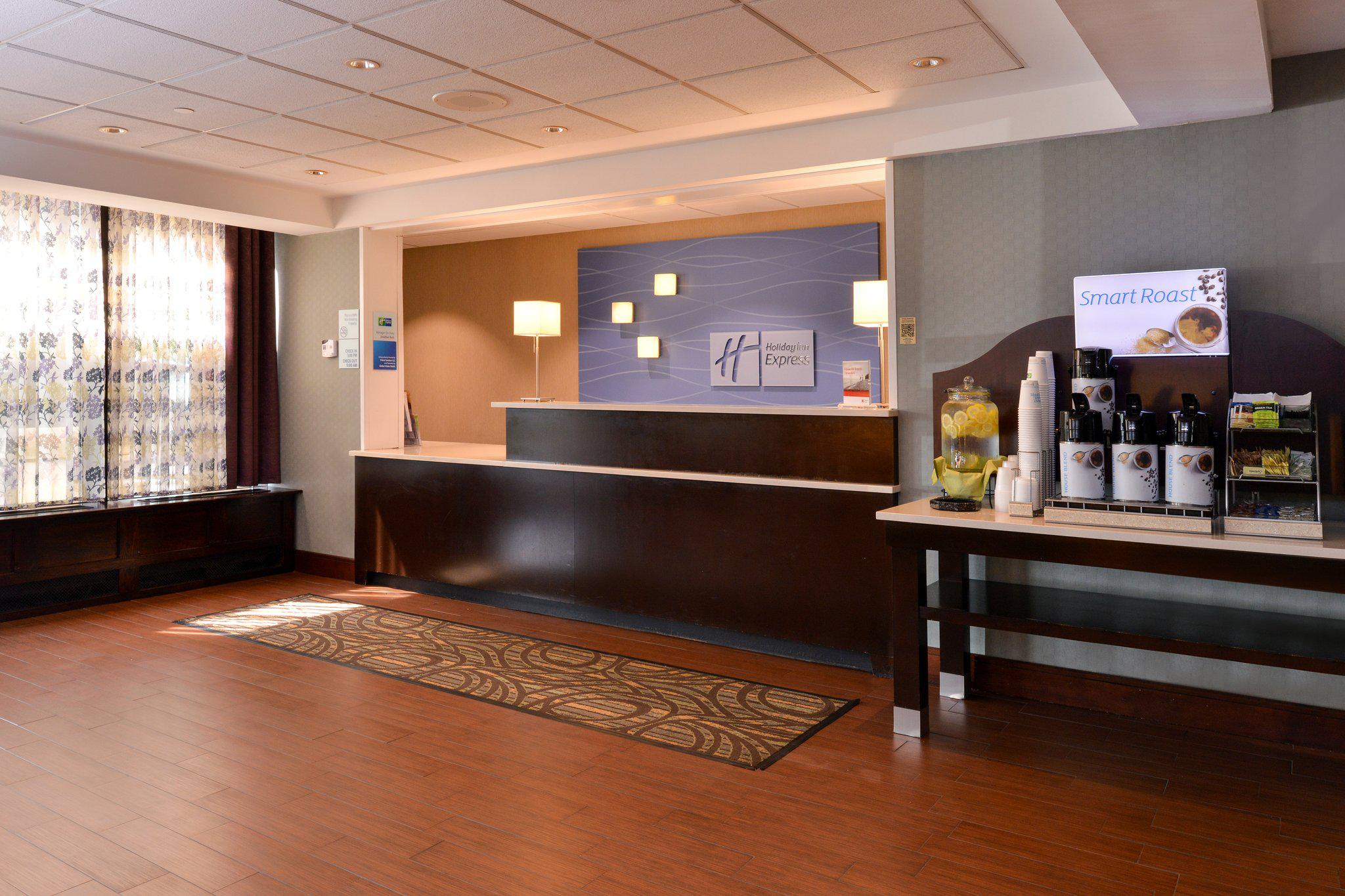 Holiday Inn Express Worcester Downtown Photo