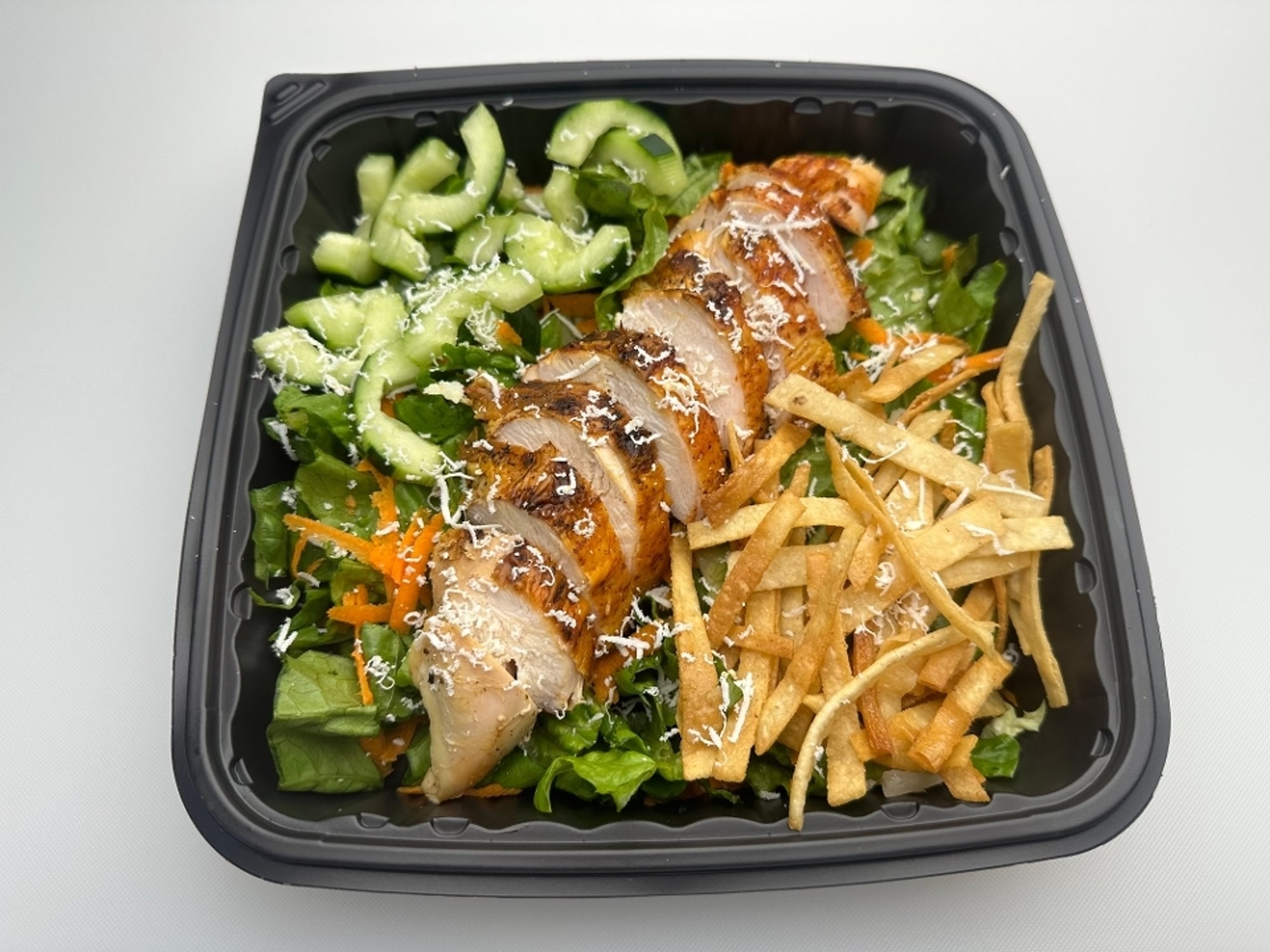 Pollo asado salad