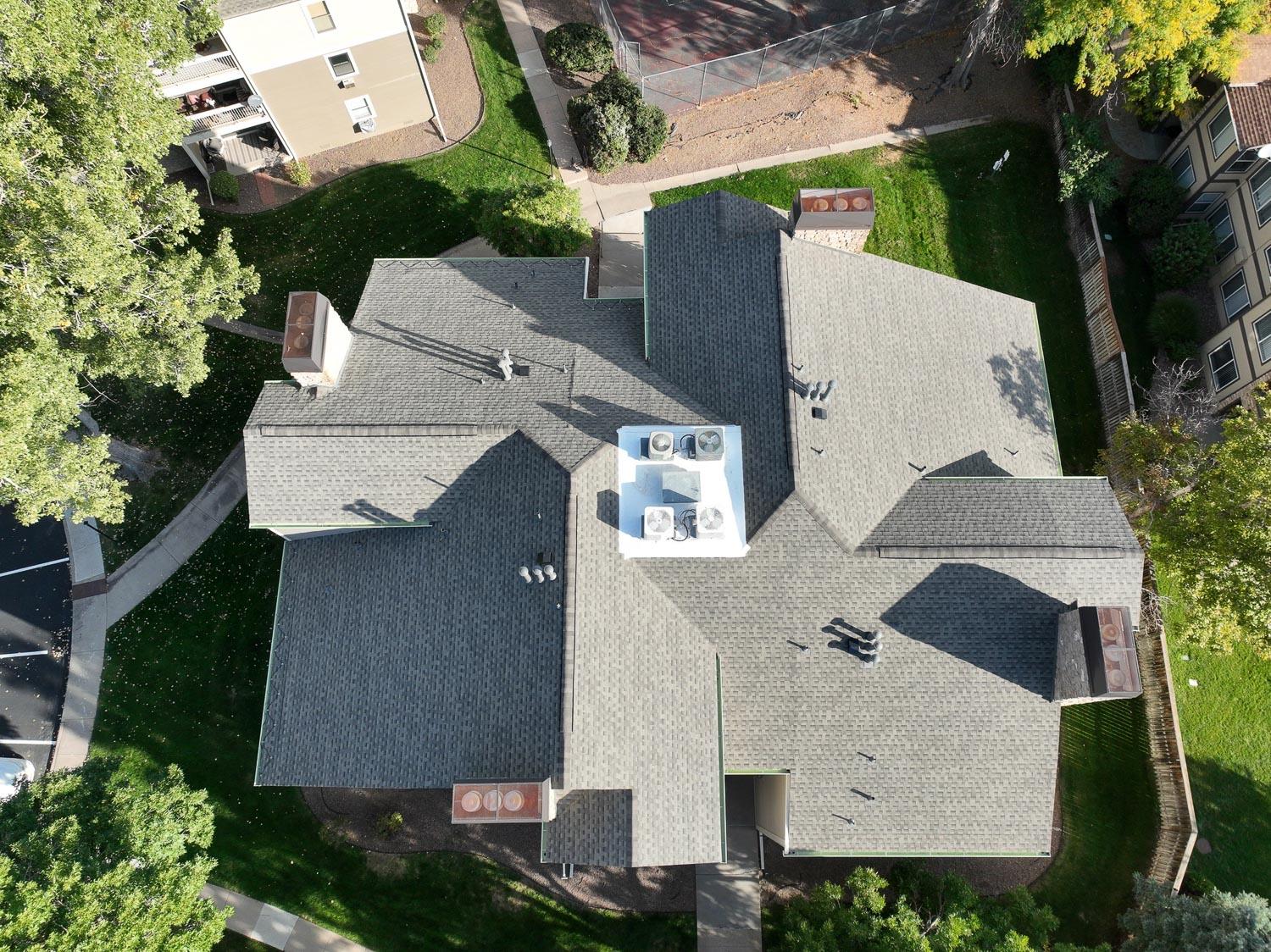 ELK Roofing & Construction Image