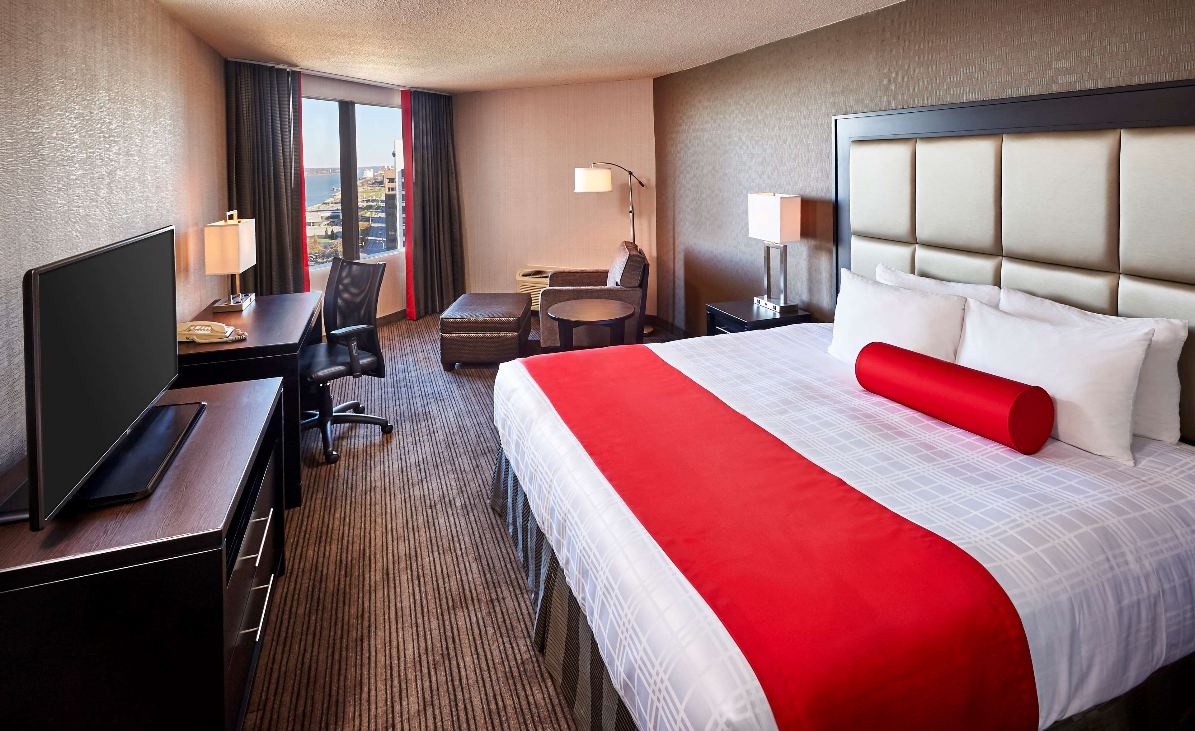 Images Best Western Plus Waterfront Hotel