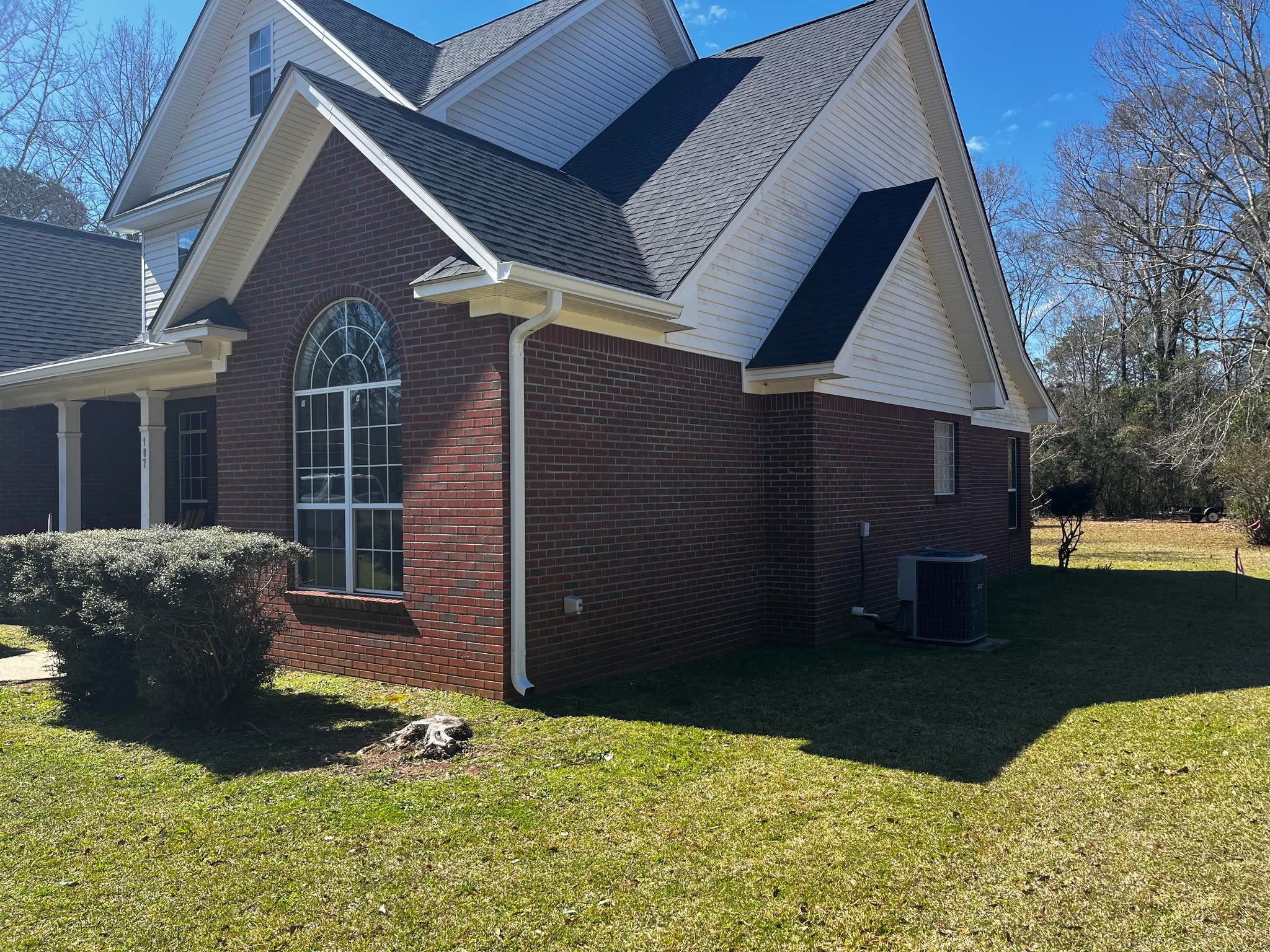 Southern Gutters LLC Image