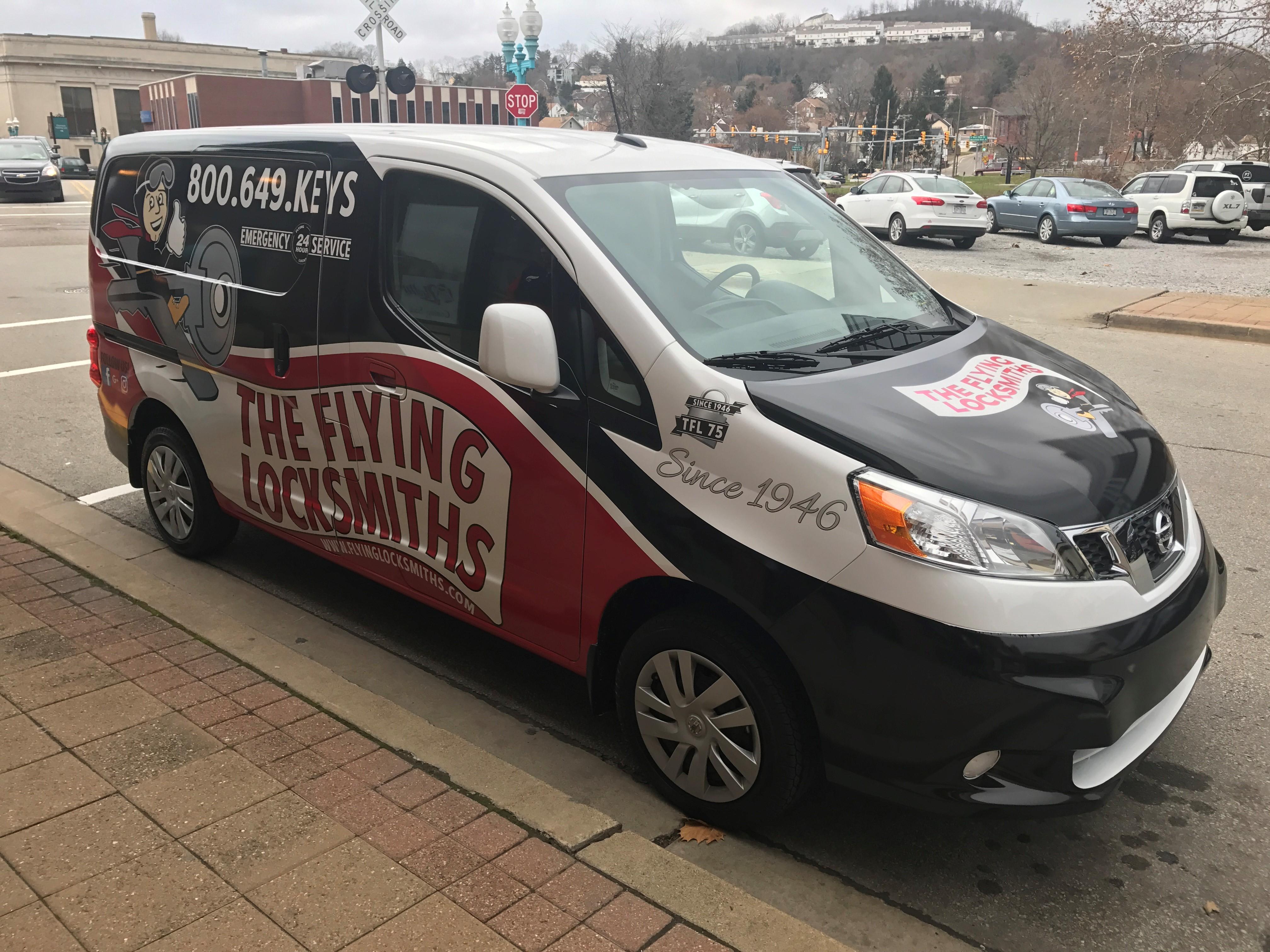 The Flying Locksmiths Logo