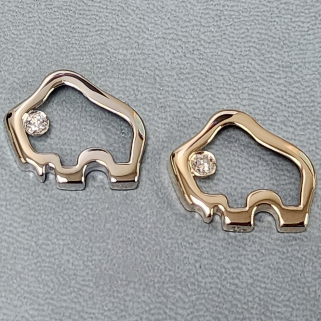 The Golden Buffalo and Signature of Yellowstone Line