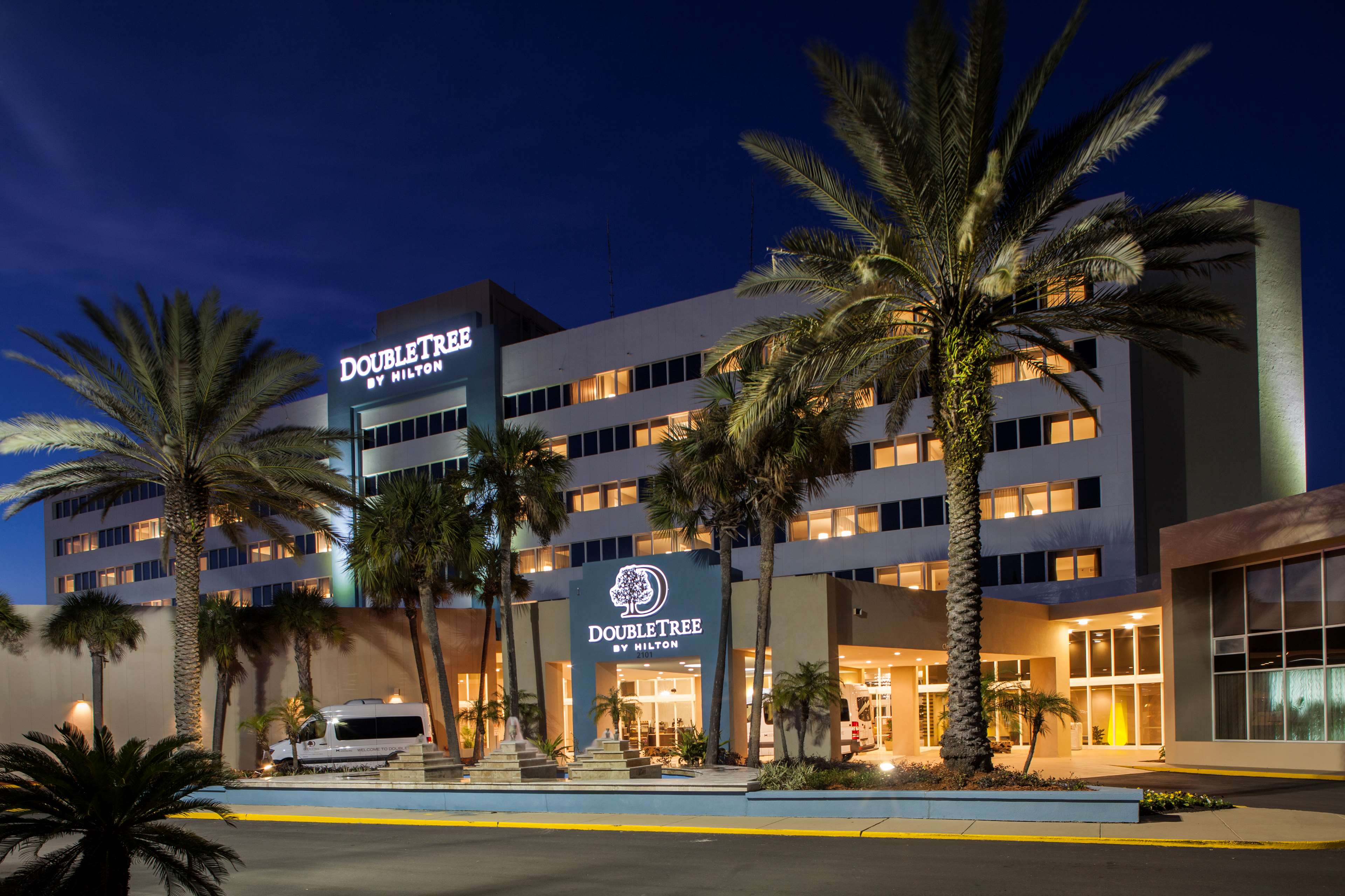 DoubleTree by Hilton Hotel Jacksonville Airport Photo