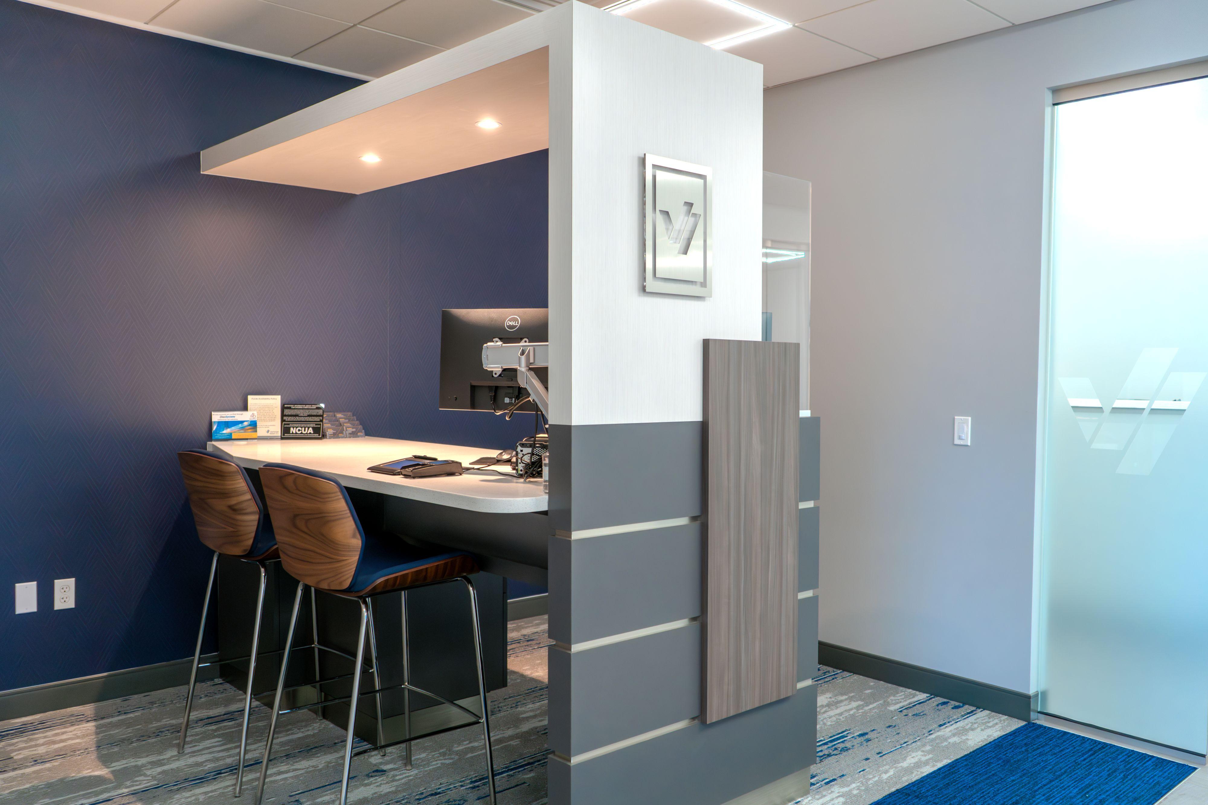 Vantage West Credit Union Image