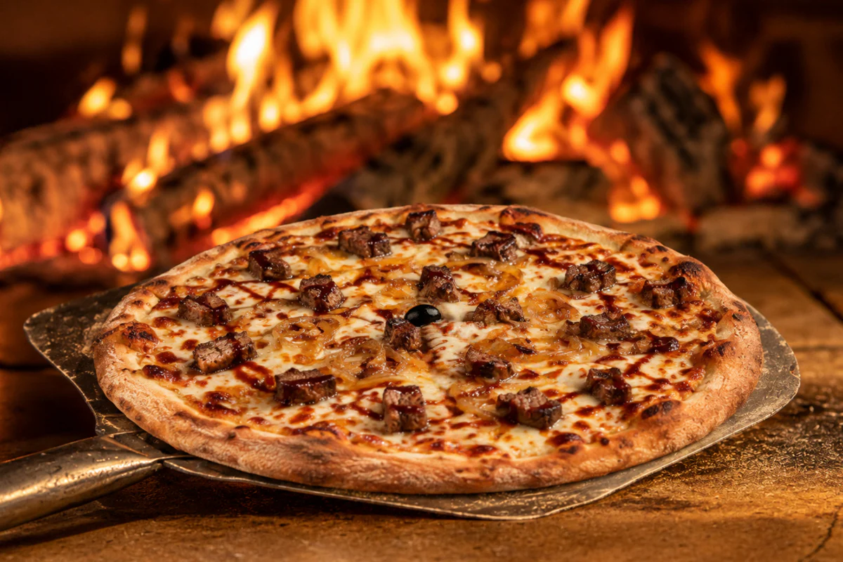 Large Steakhouse Pizza