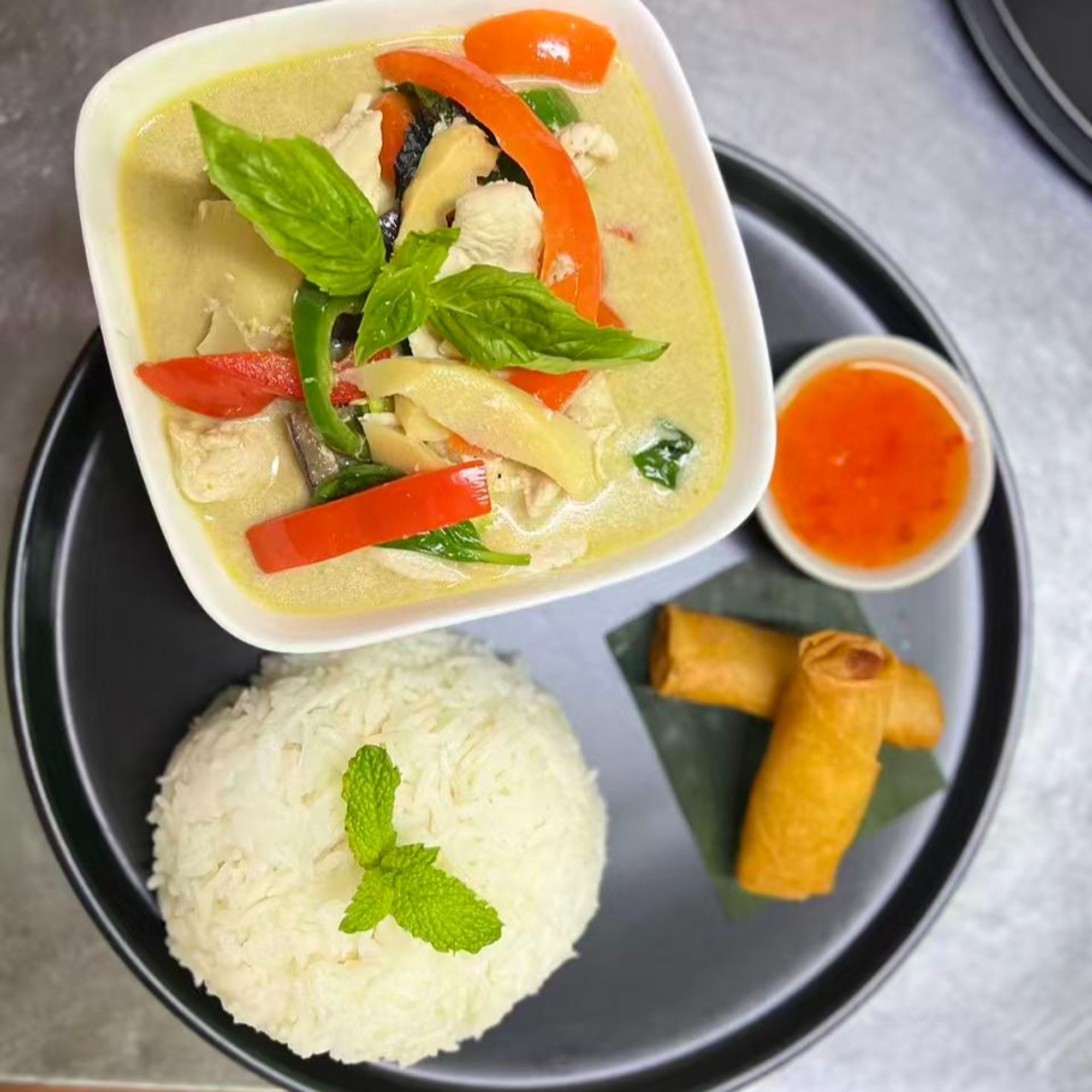 L Green Curry