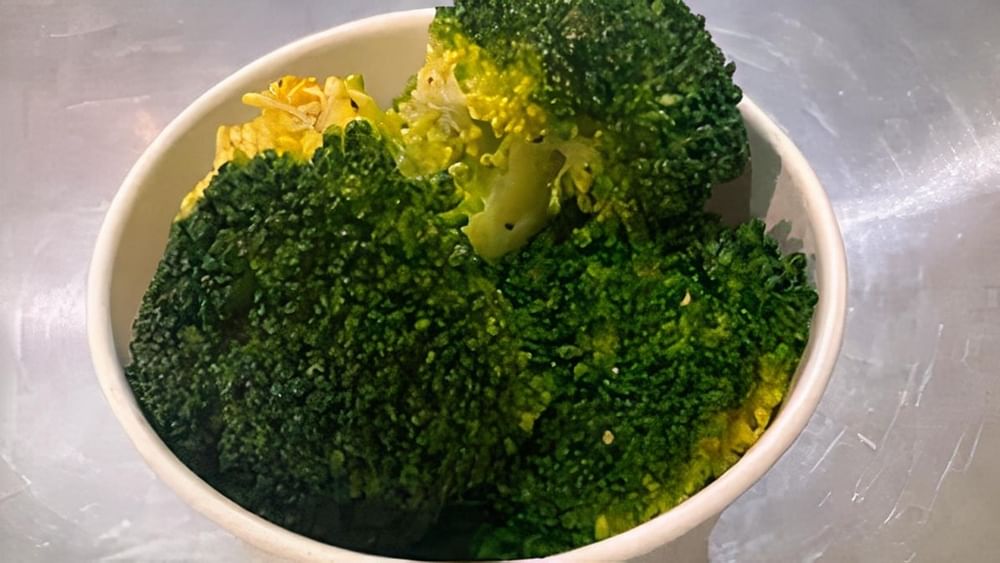Broccoli (8oz)
