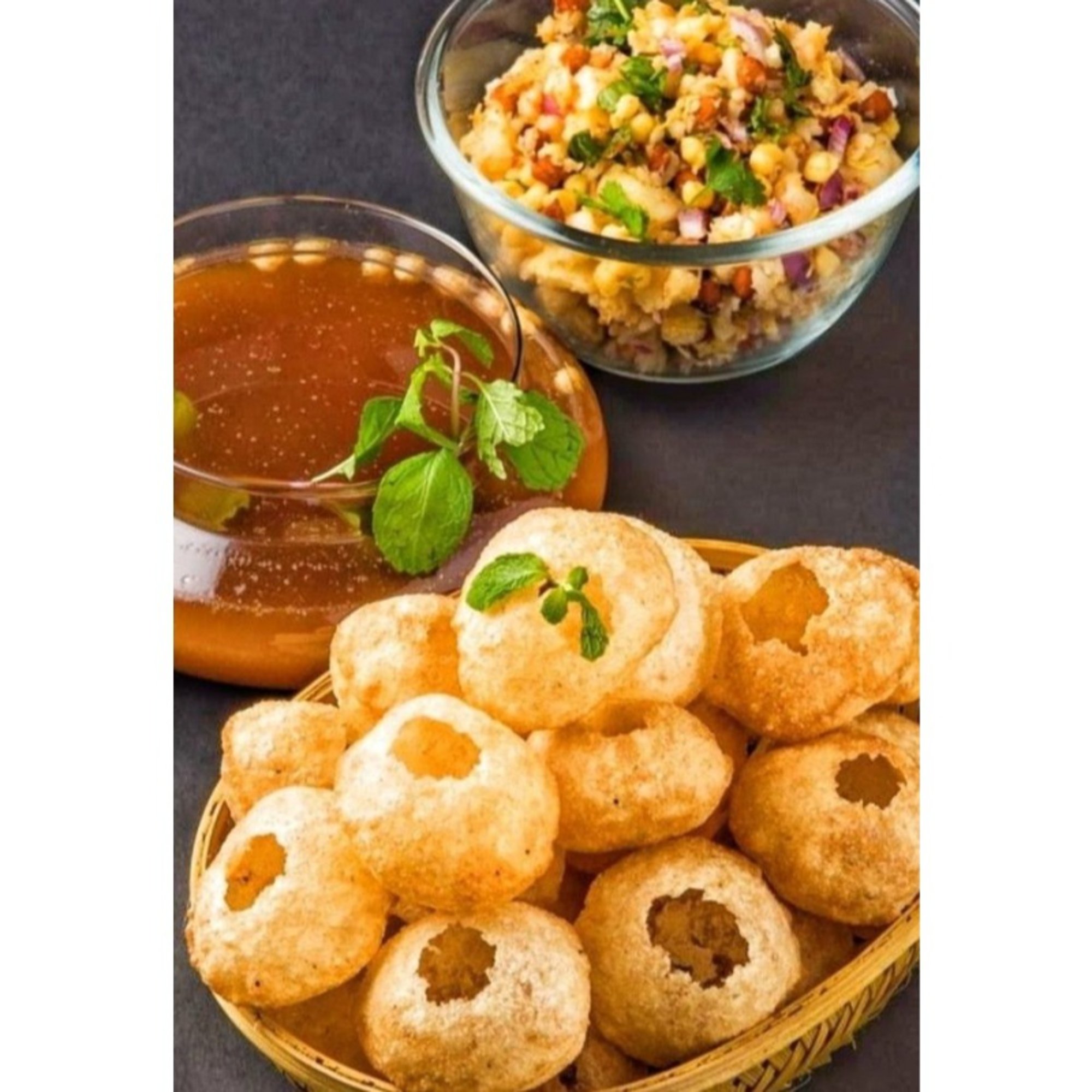 Gol Gappe (Pani Puri)