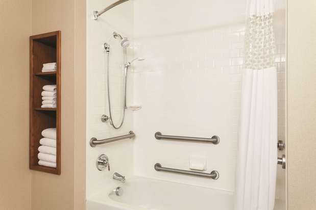 Images Hampton Inn & Suites Mystic