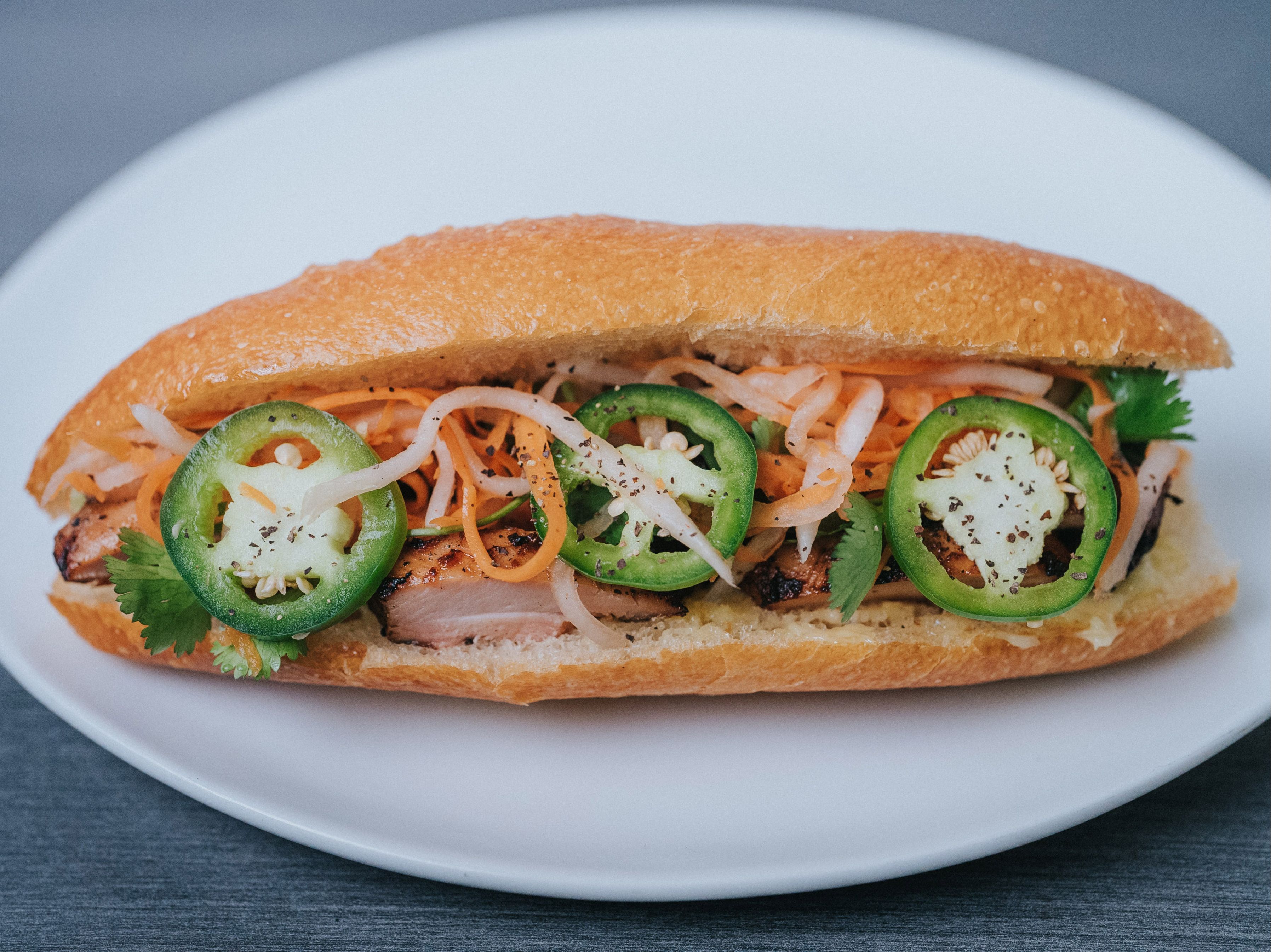 BM4 - Grilled Chicken Banh Mi