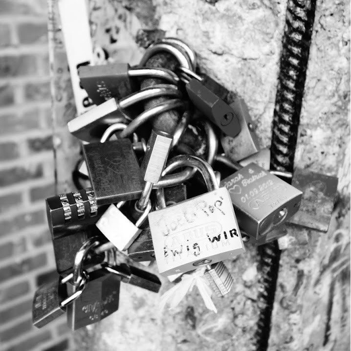 UPCO Lock &amp; Safe Service - NW DC Locksmith Logo