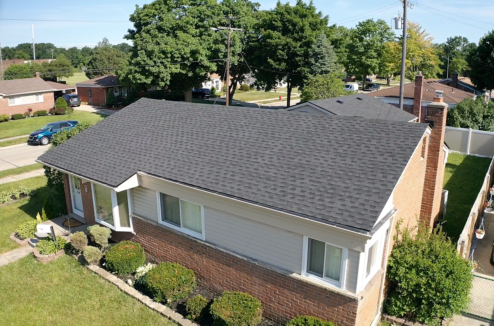 Rapid Roofing Image