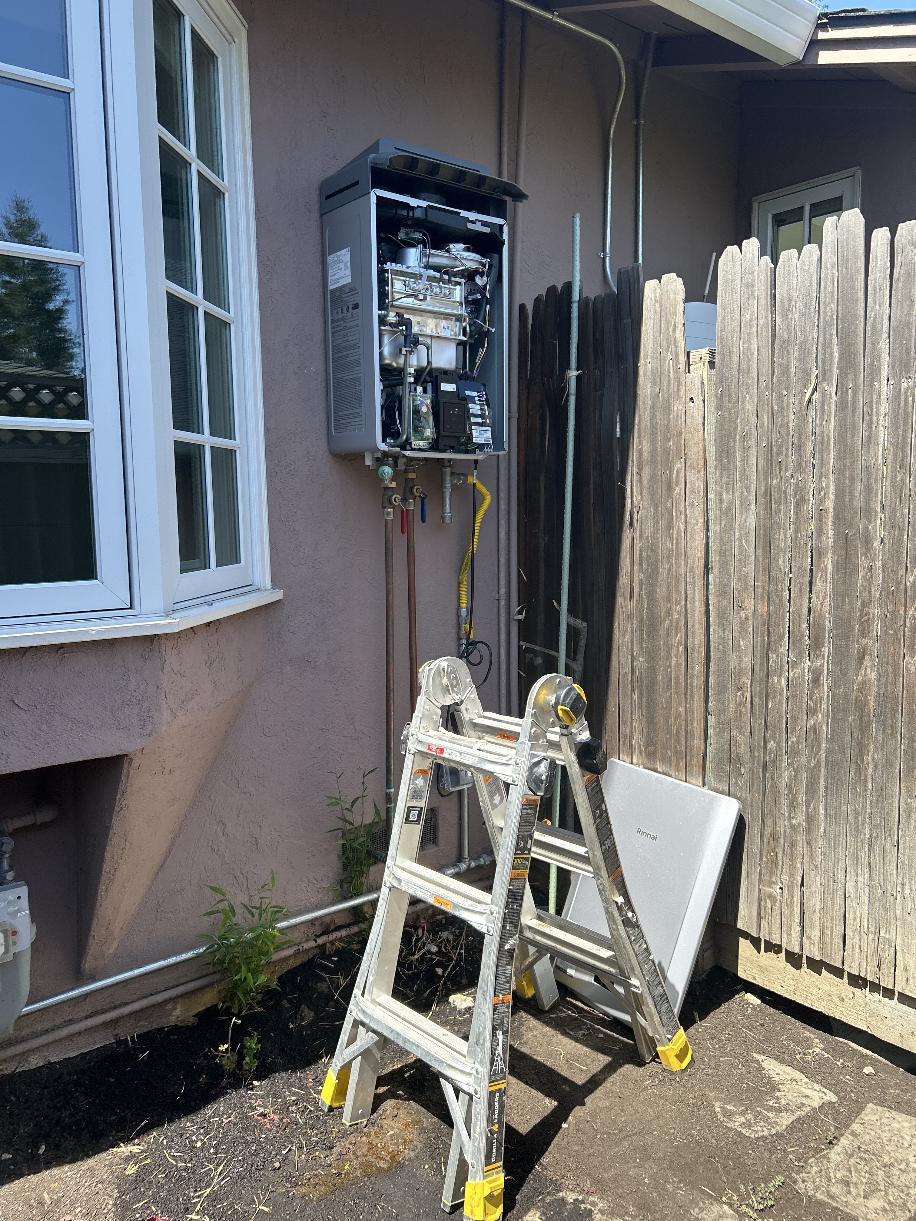 Commando Plumbing Image