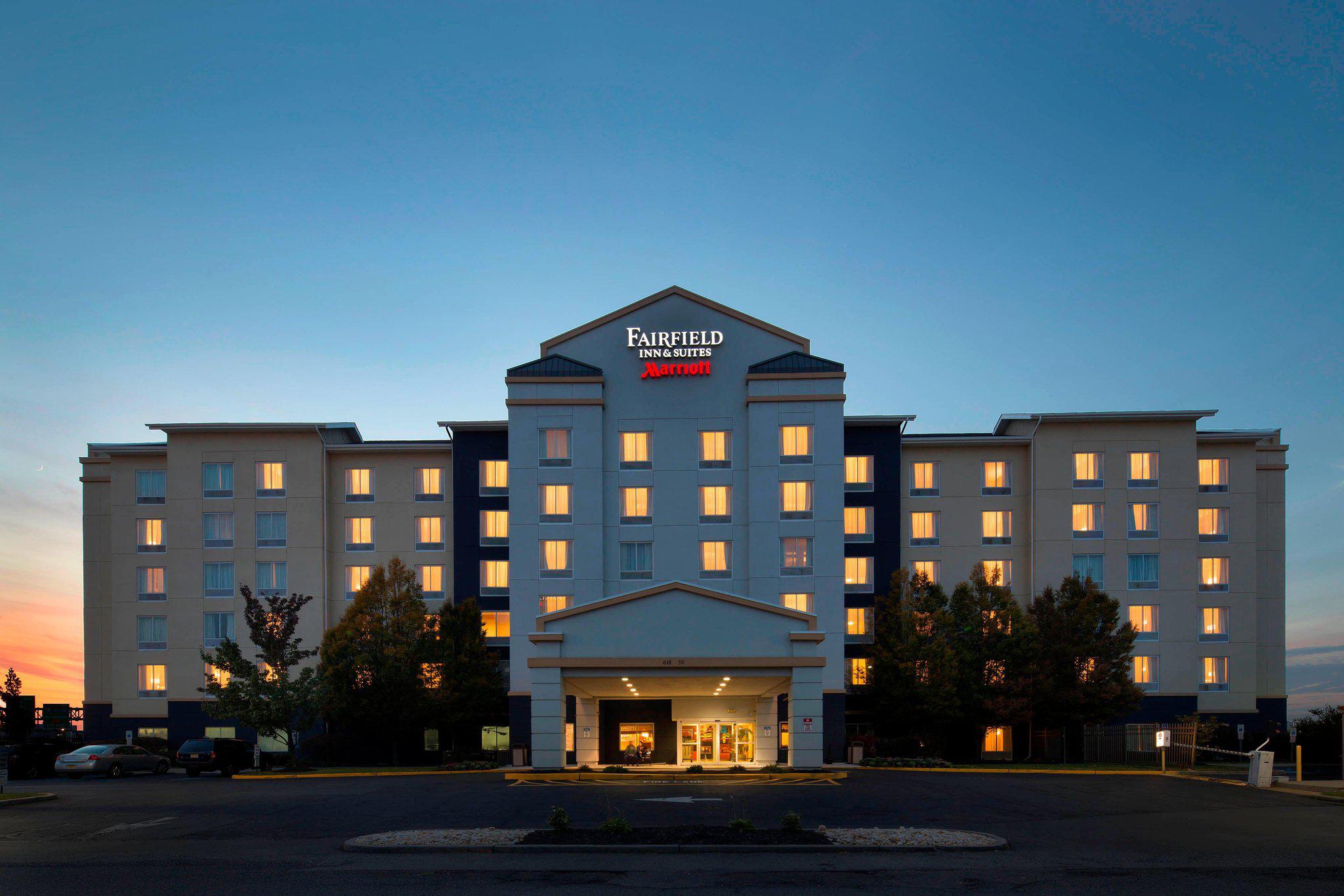 Fairfield Inn & Suites by Marriott Newark Liberty International Airport Photo