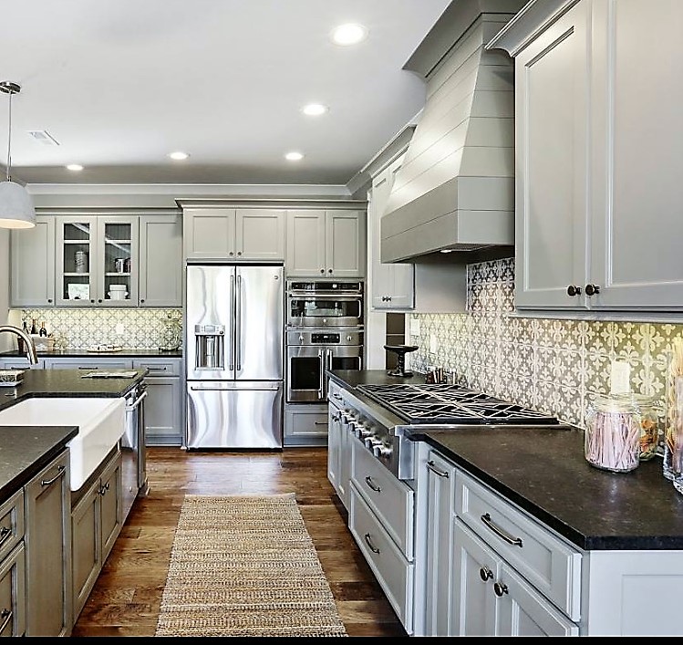 Superior Carpets & Floor Coverings Inc., 710 14th St SE, Decatur, AL