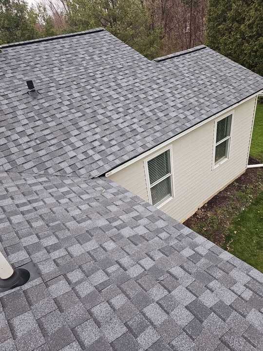 R23 Roofing Image