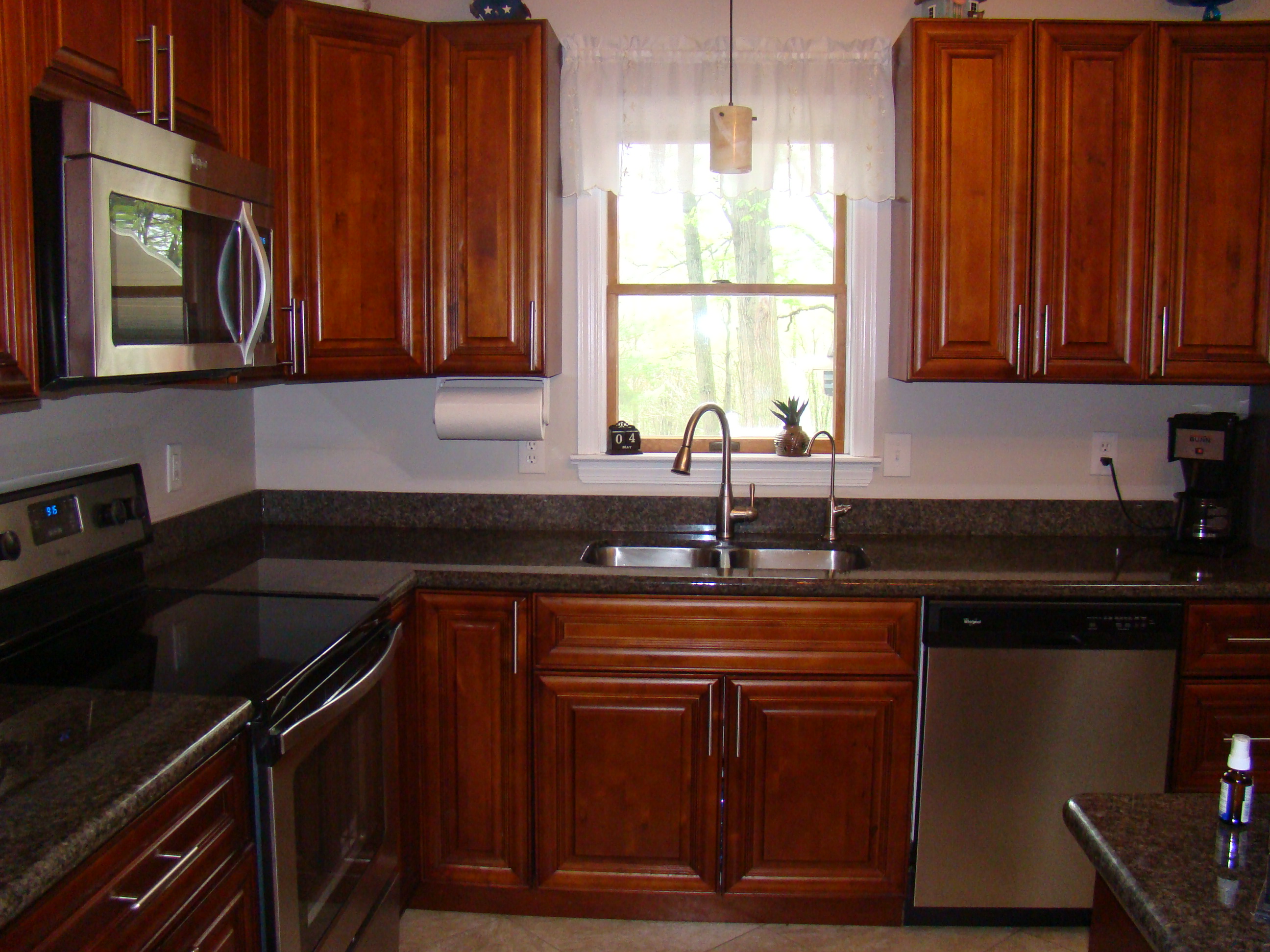 Kitchen Cabinet Painting Photo