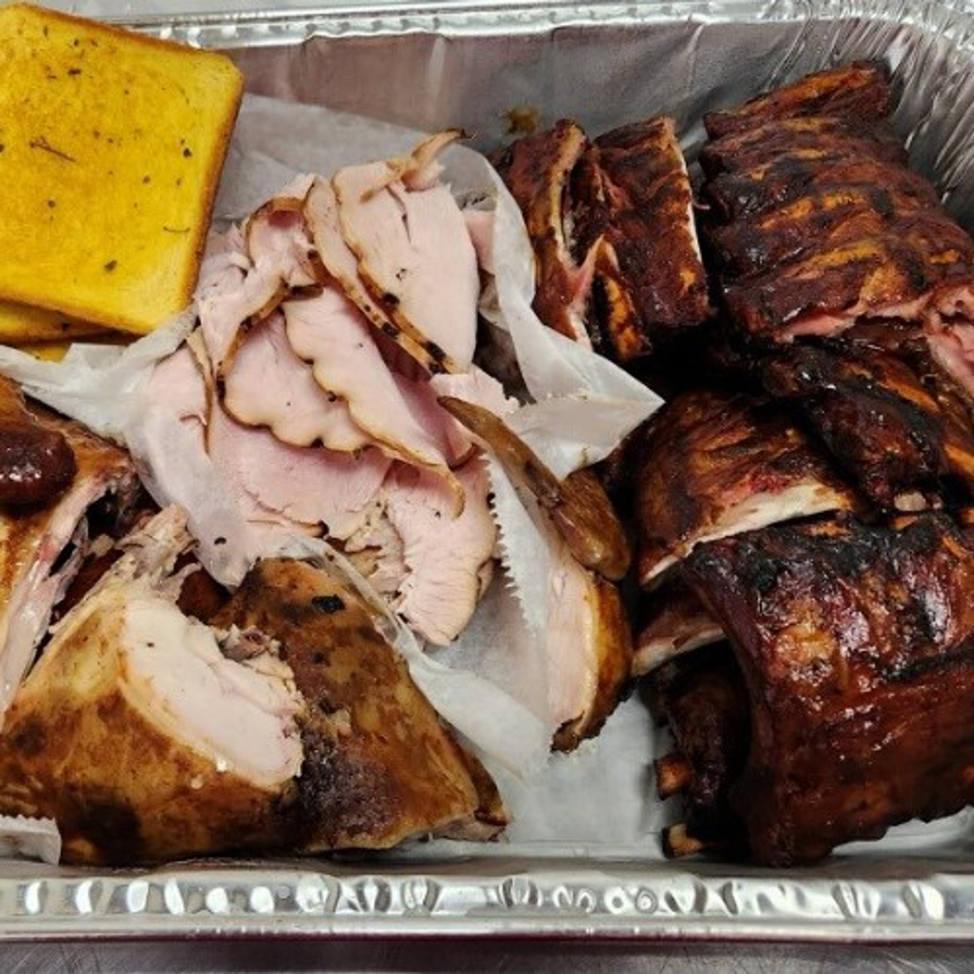 Baby Back Deluxe Pack (Serves 8-10)