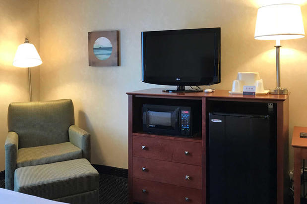 Images Clarion Hotel & Conference Center