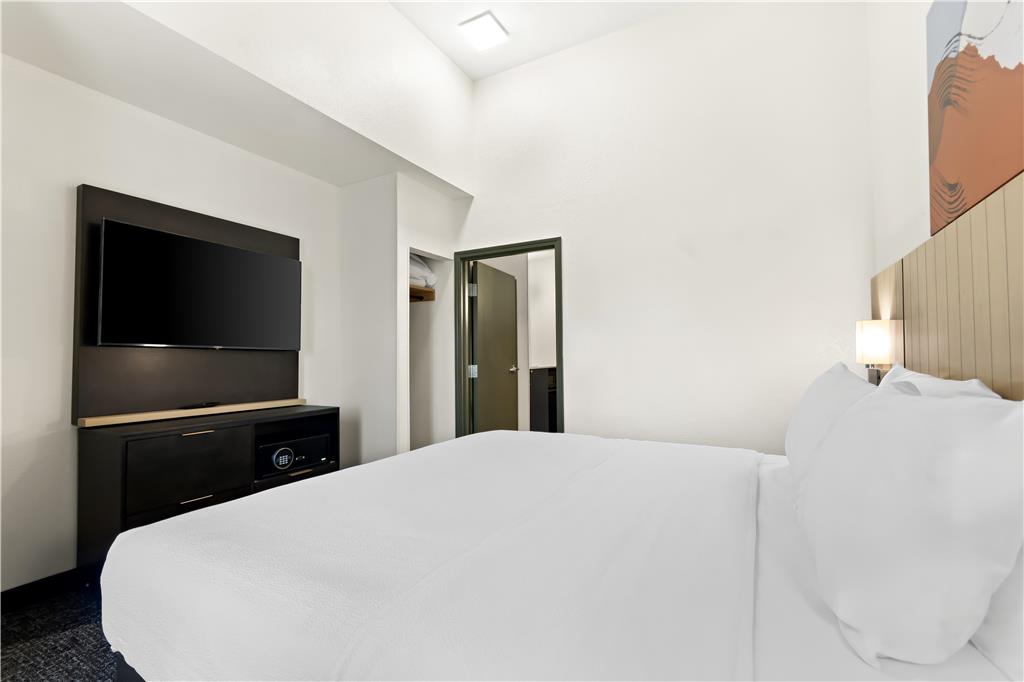 Spark by Hilton Panama City Beach Image