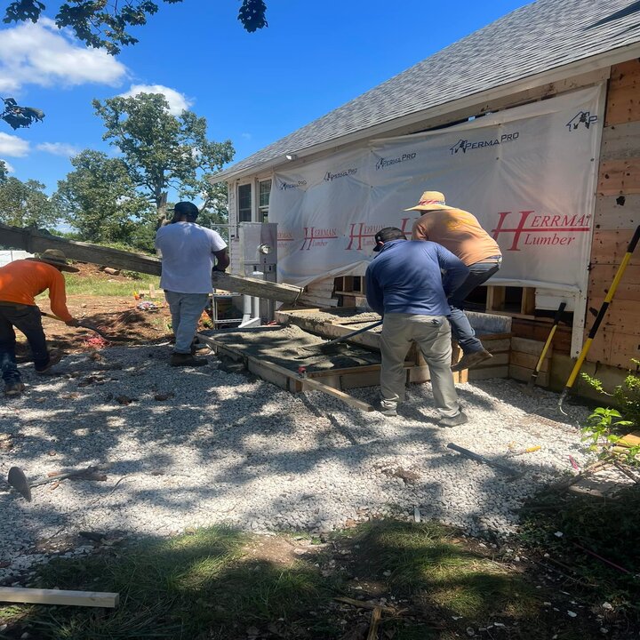 LUXE Construction Image