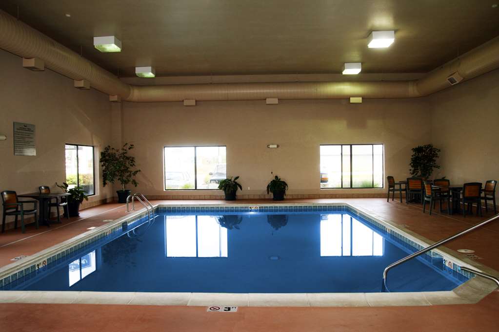 Hampton Inn South Haven Image