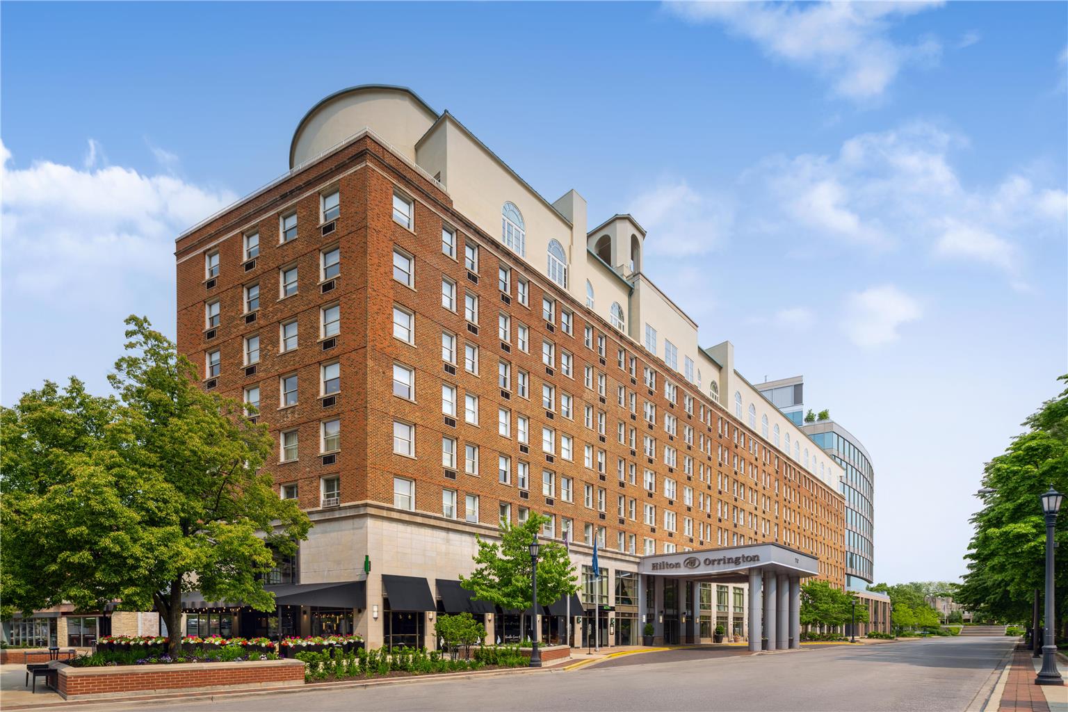 Hilton Orrington/Evanston Image