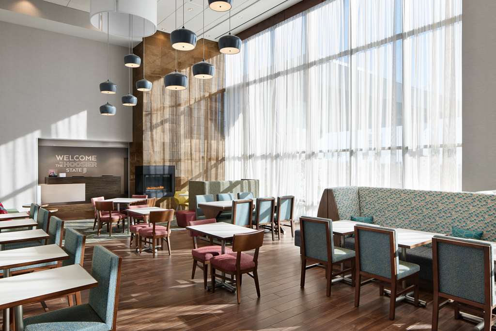 Hampton Inn & Suites by Hilton Franklin Indianapolis Image