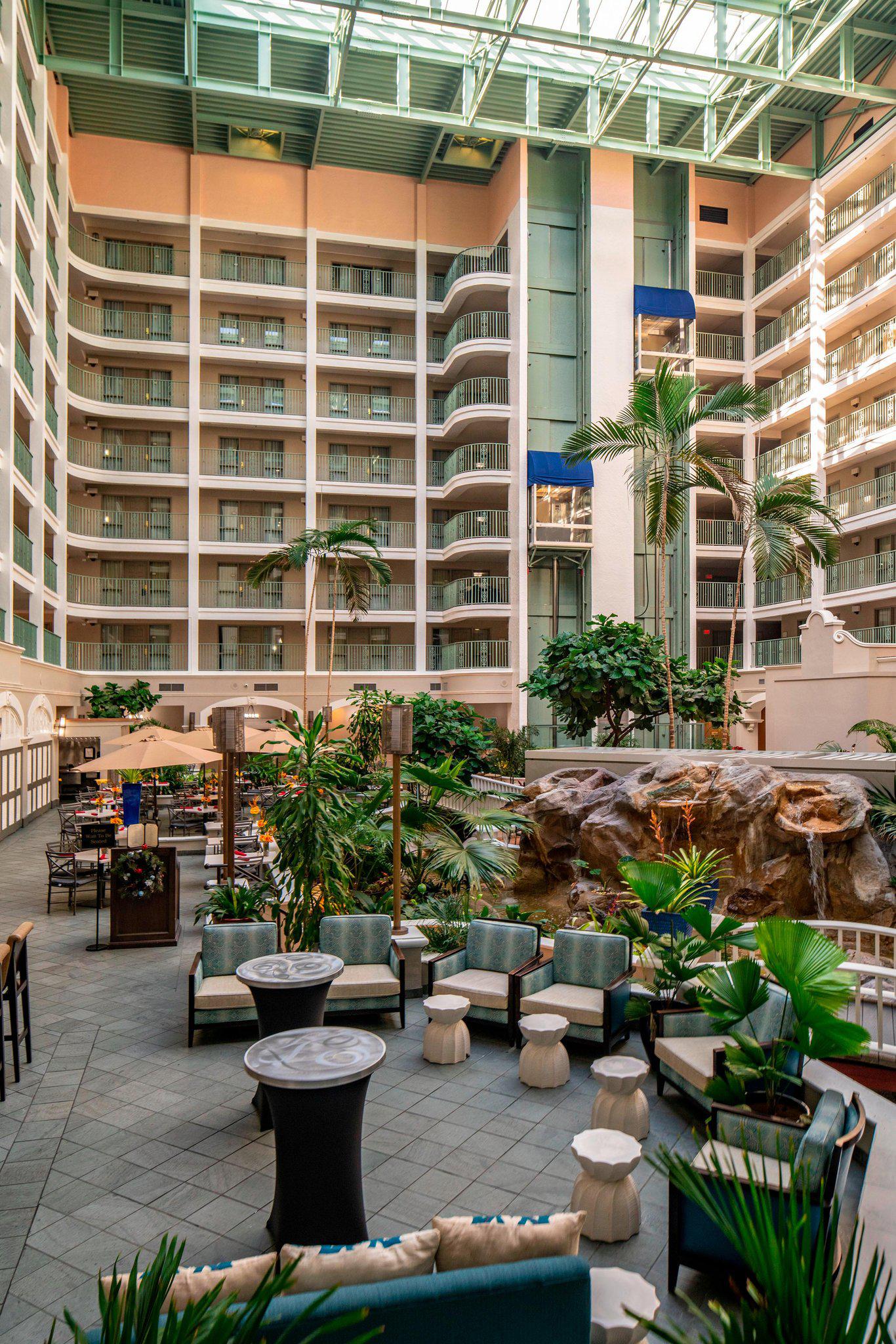 Sheraton Suites Fort Lauderdale at Cypress Creek Photo