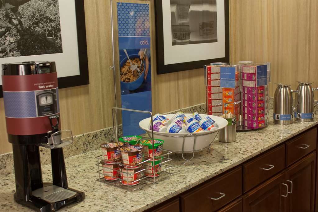 Hampton Inn Burlington Image