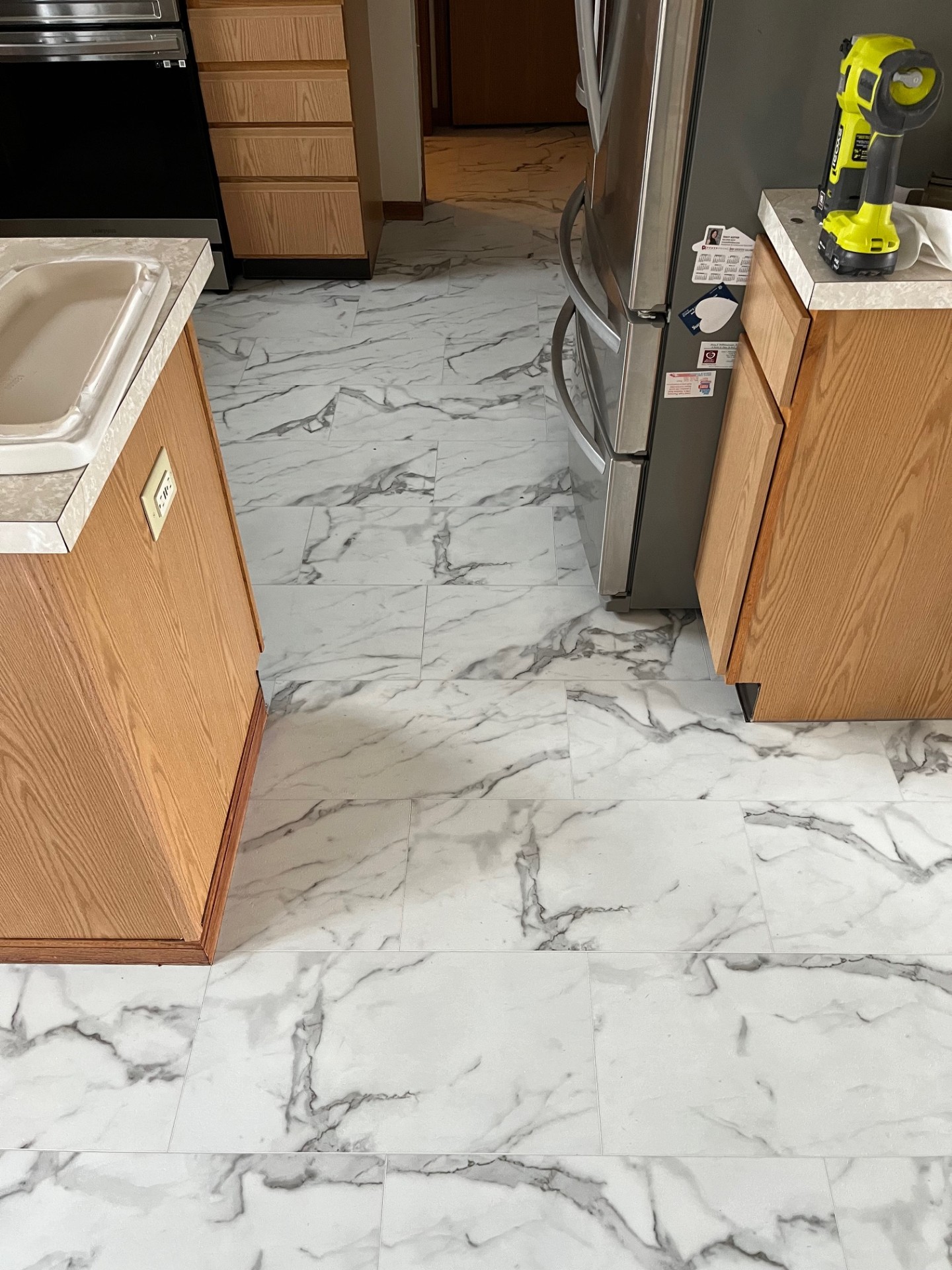 Pickaway Flooring Center Image