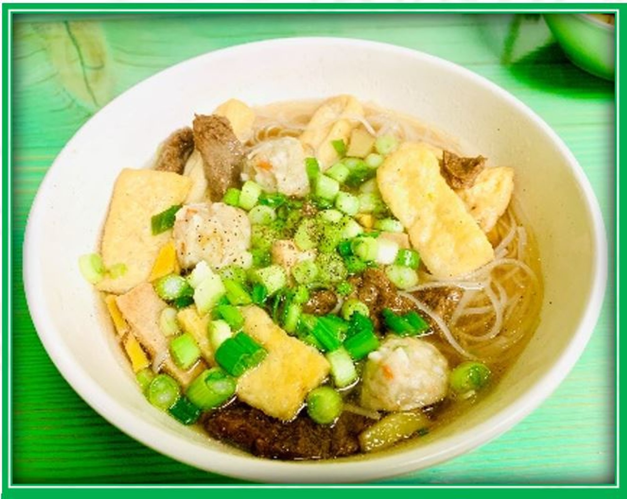 E2. Vegan Phở