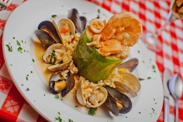 Trattoria Roma Ristorante &amp; Bar Logo