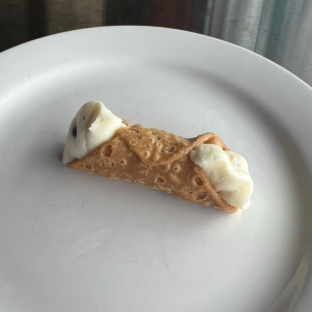 Small Cannoli