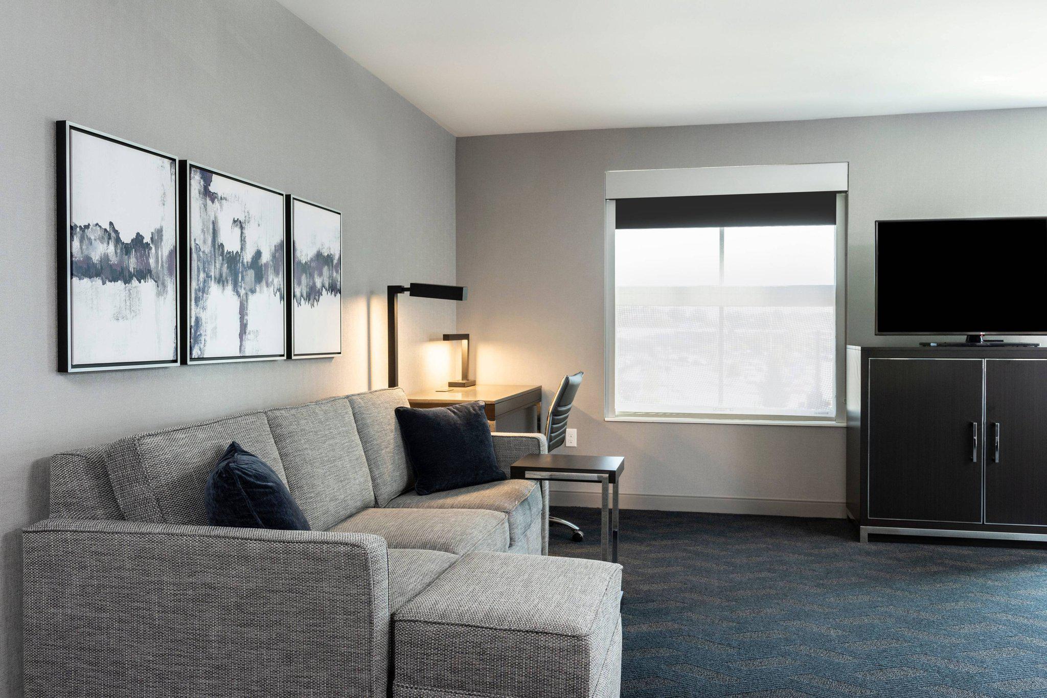 Residence Inn by Marriott Boston Logan Airport/Chelsea Photo