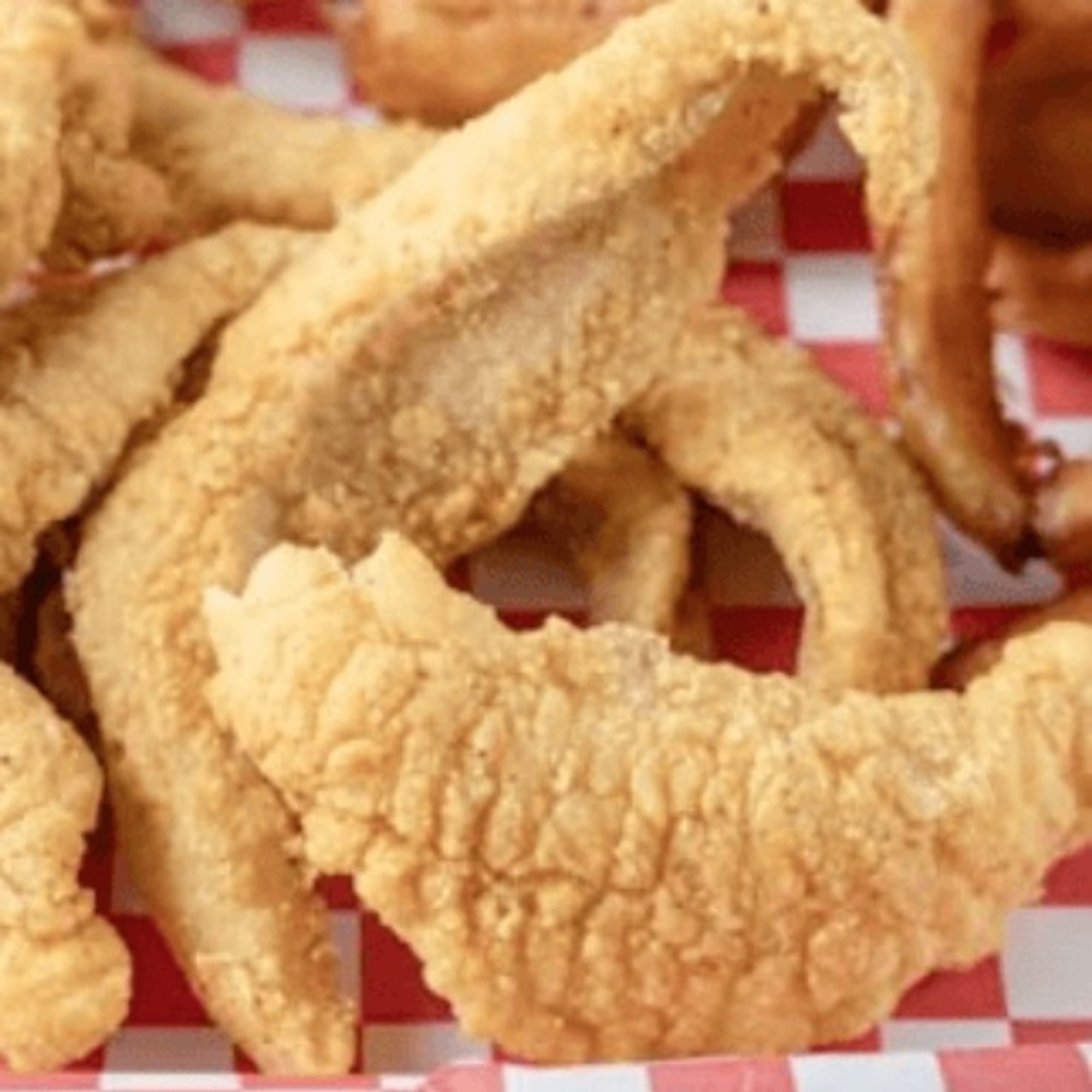 Momma's 3pc Catfish Basket