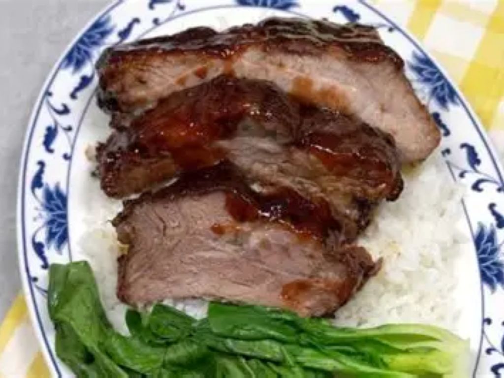 Baby Ribs w/ Taro Roots / Sườn Non với Hai Loại Củ /