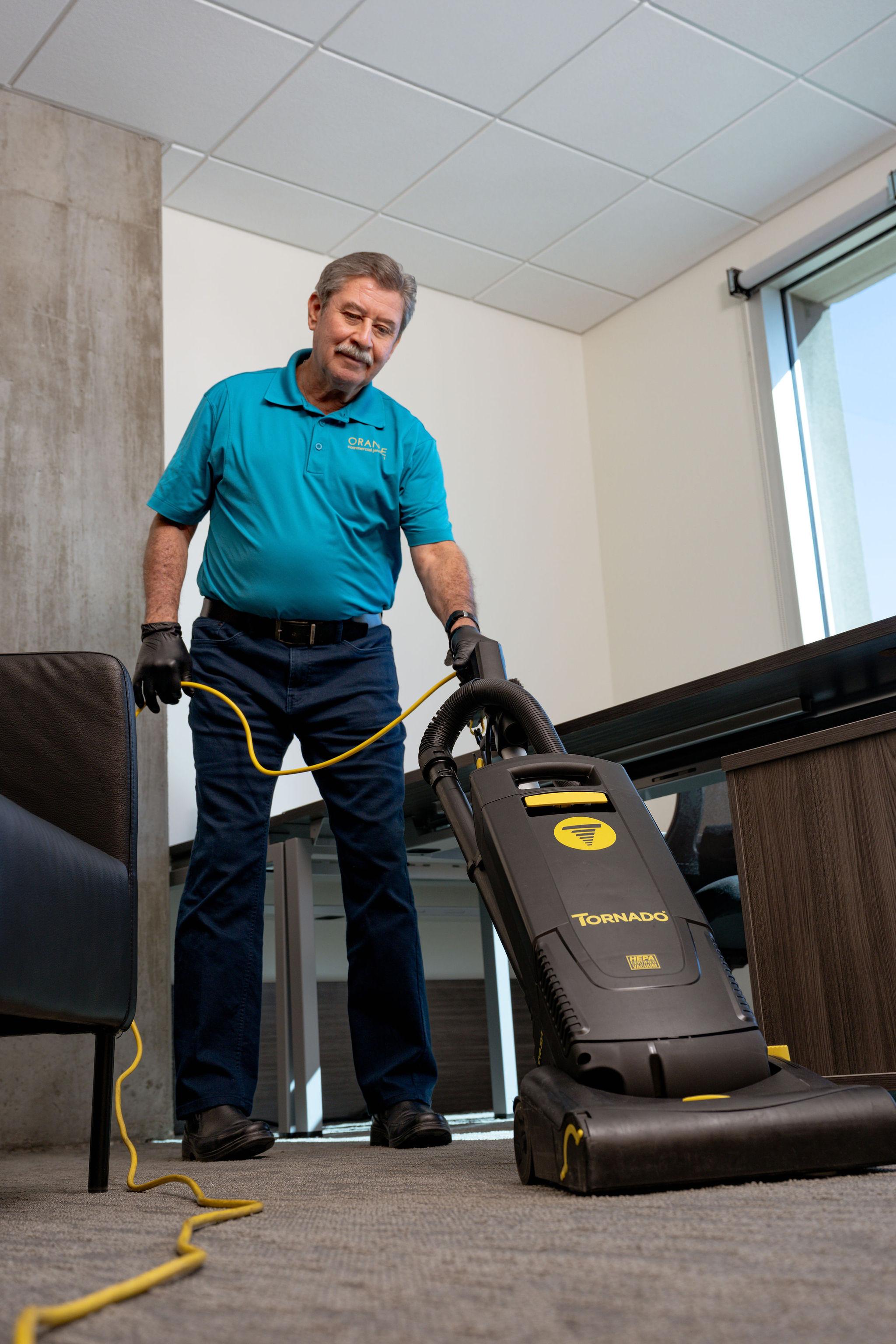 Oranje Commercial Janitorial in Phoenix Image