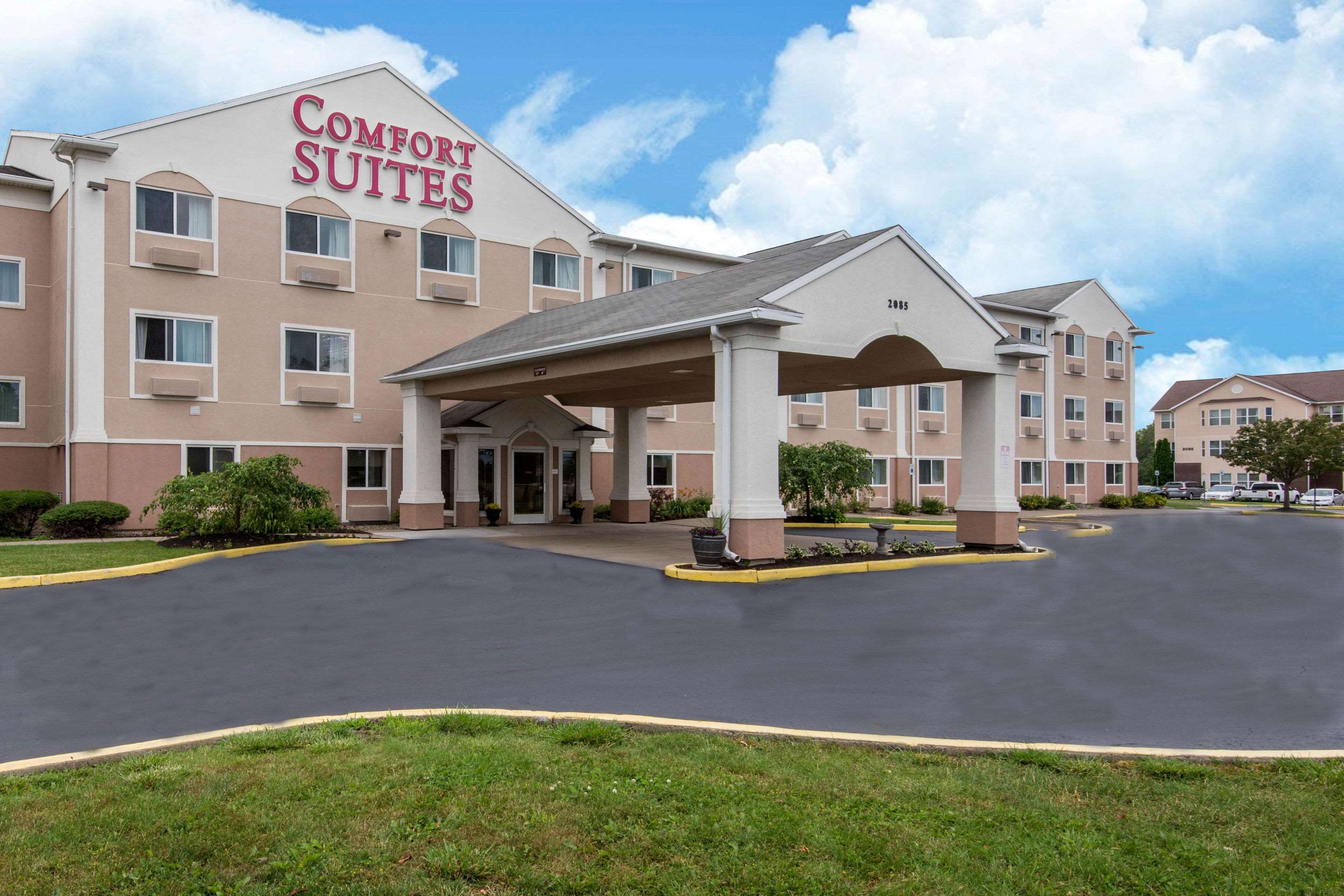 Comfort Suites Photo