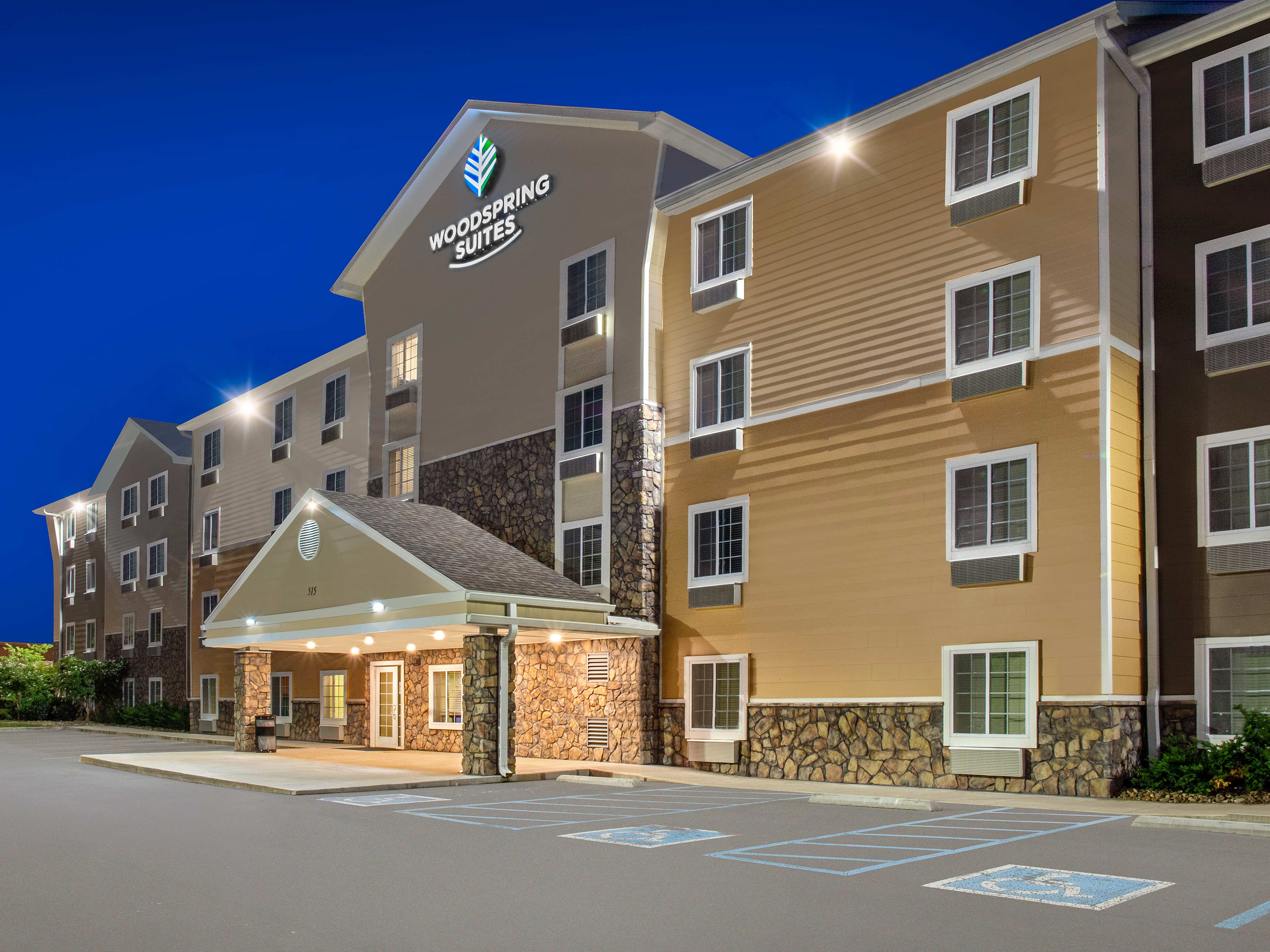 WoodSpring Suites Nashville Airport Photo