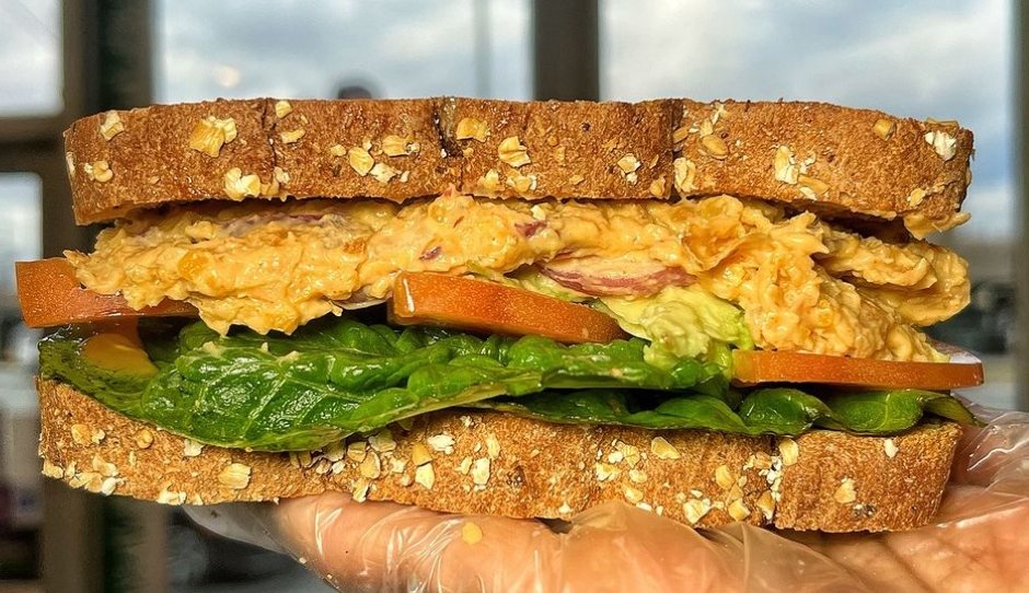 Chickpeas salad sandwich