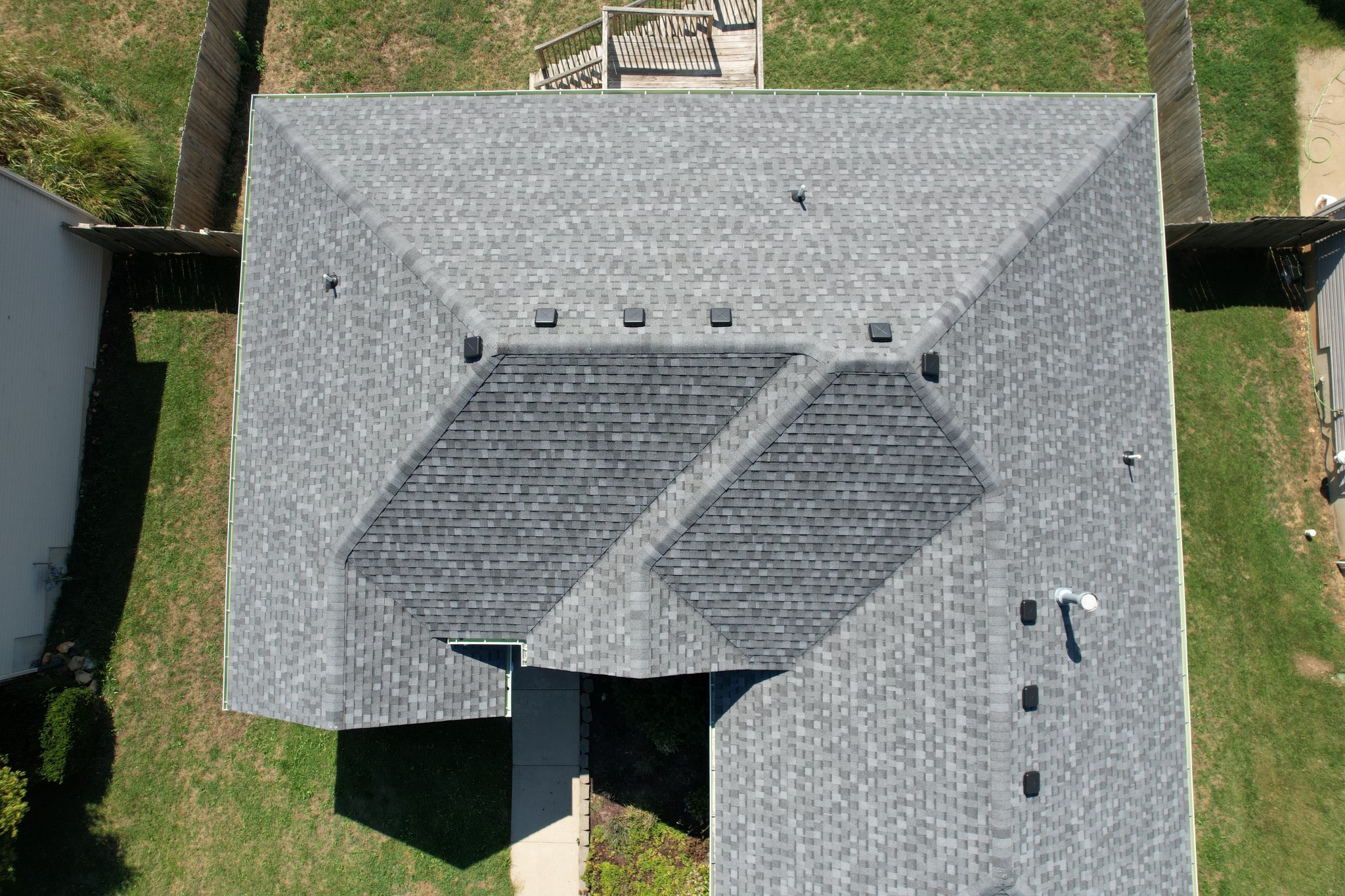 Elevated Roofing and Construction Image