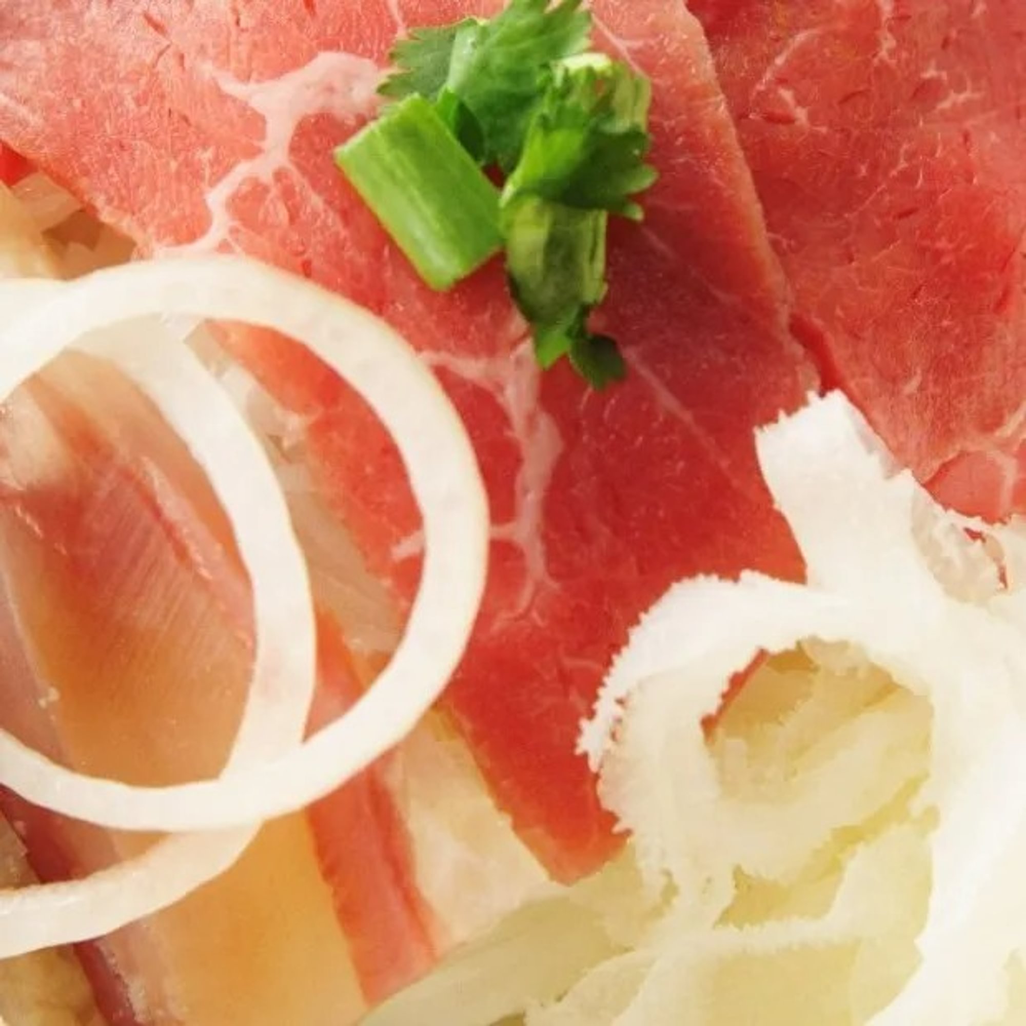 Rare Steak Tendon Tripe Pho (Tai Gan Sach)