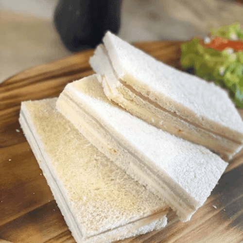 Sandwich De Miga Tostado | Lunch